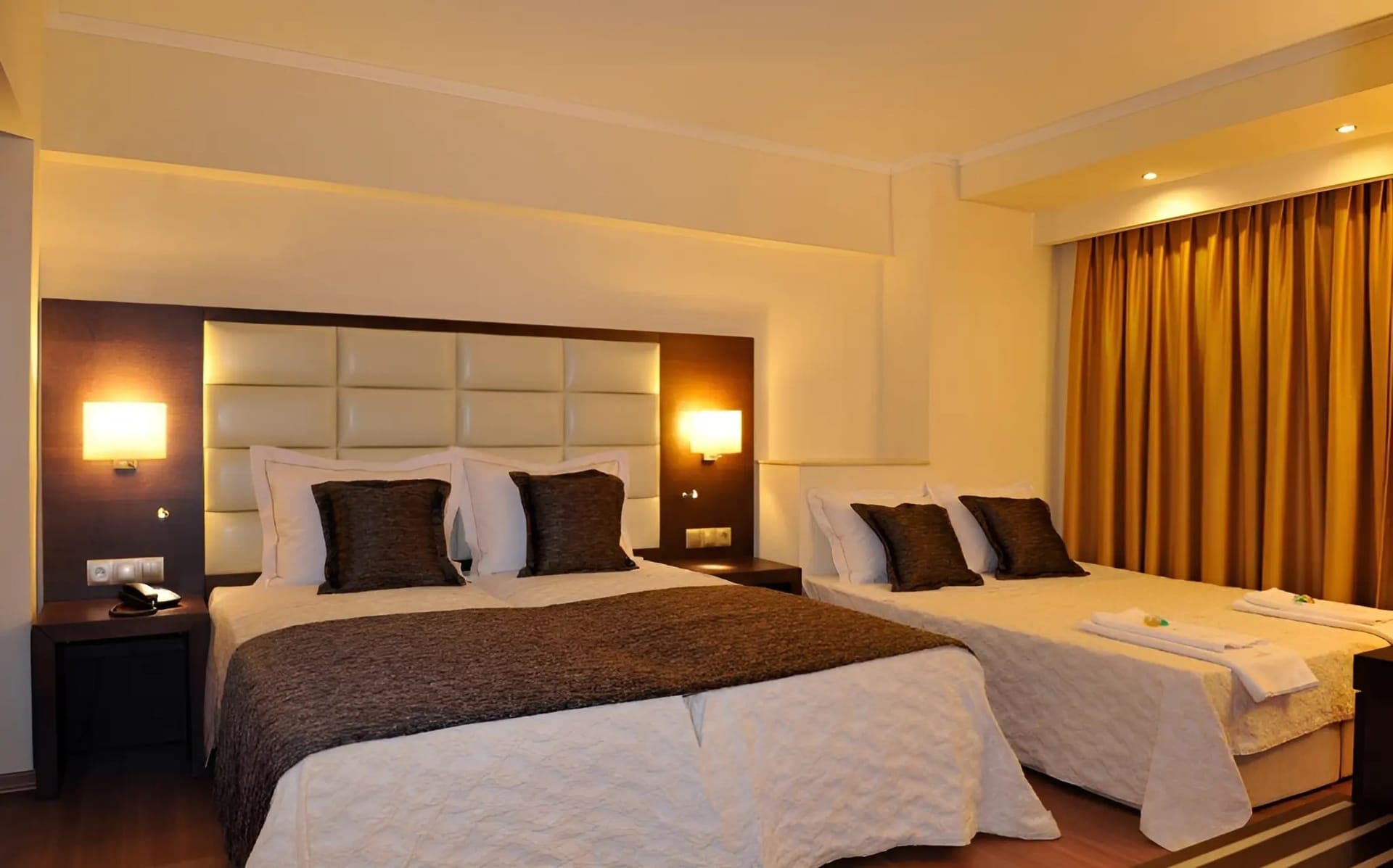 room-types-EUROPAKAST-QUAD-0.jpg