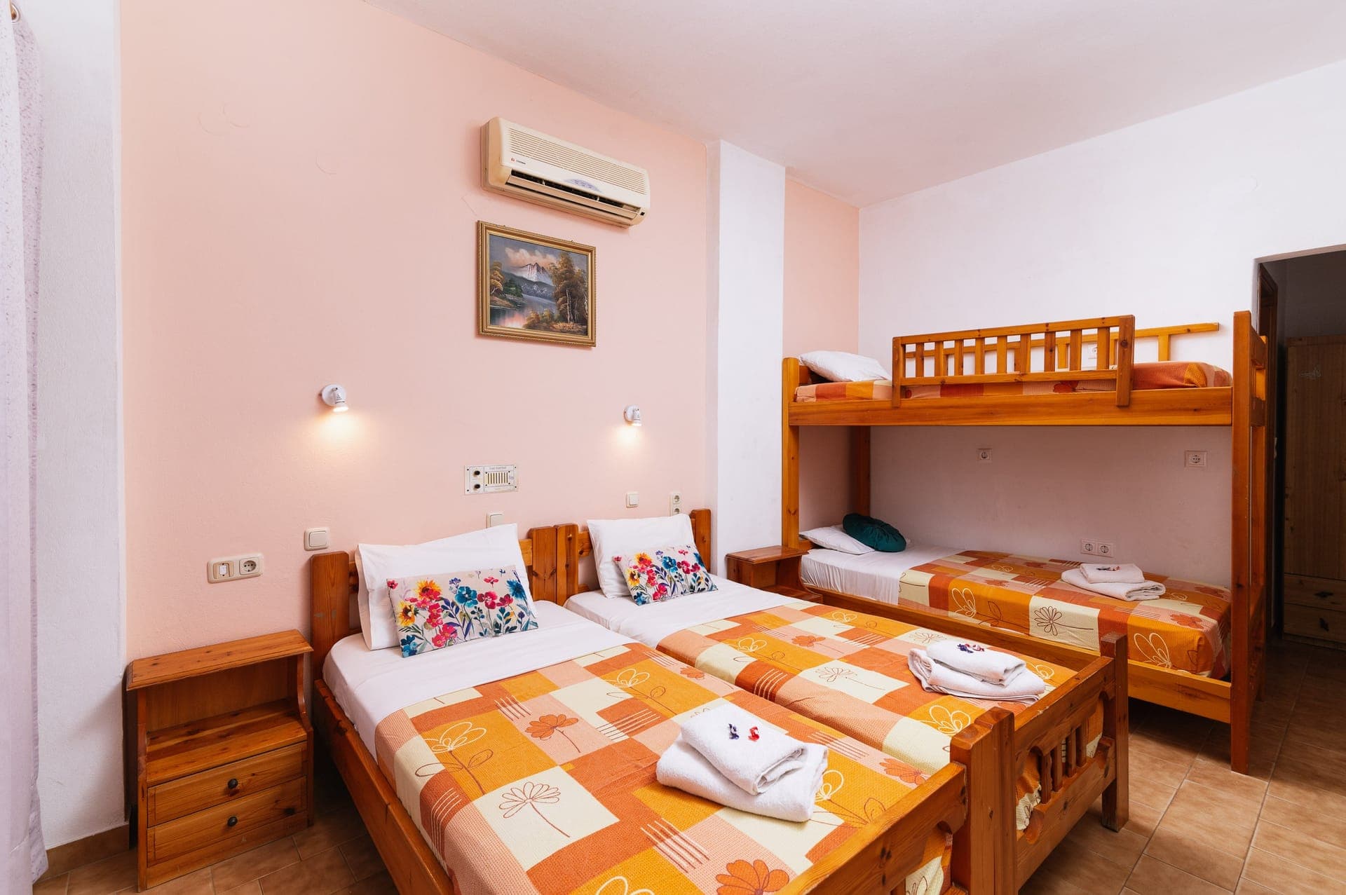 room-types-EVAMARINA-QUAD-0.jpg