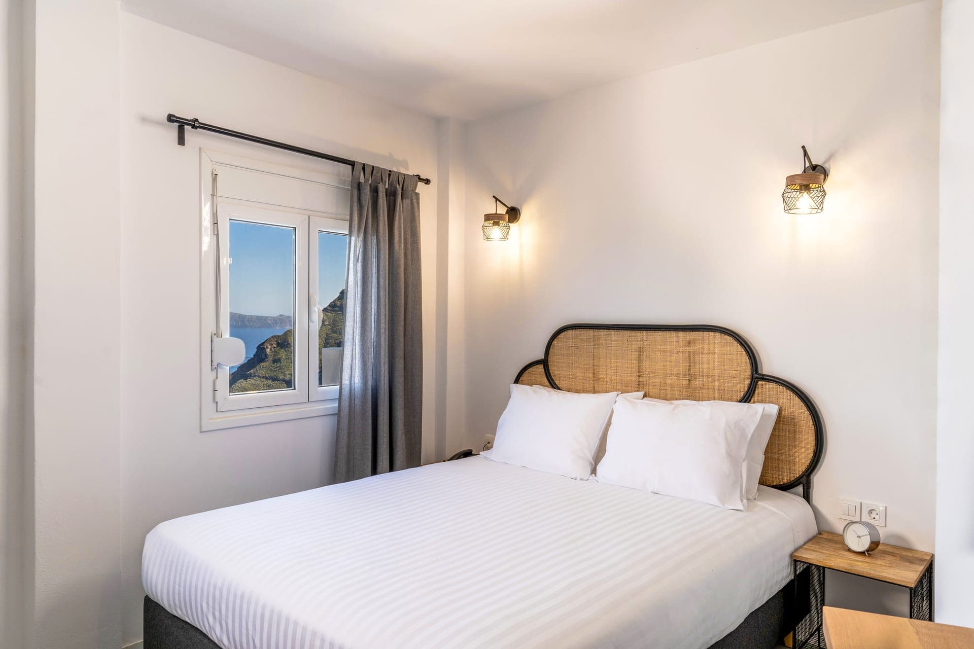 room-types-EVANTHIA-DOUBLE-0.jpg