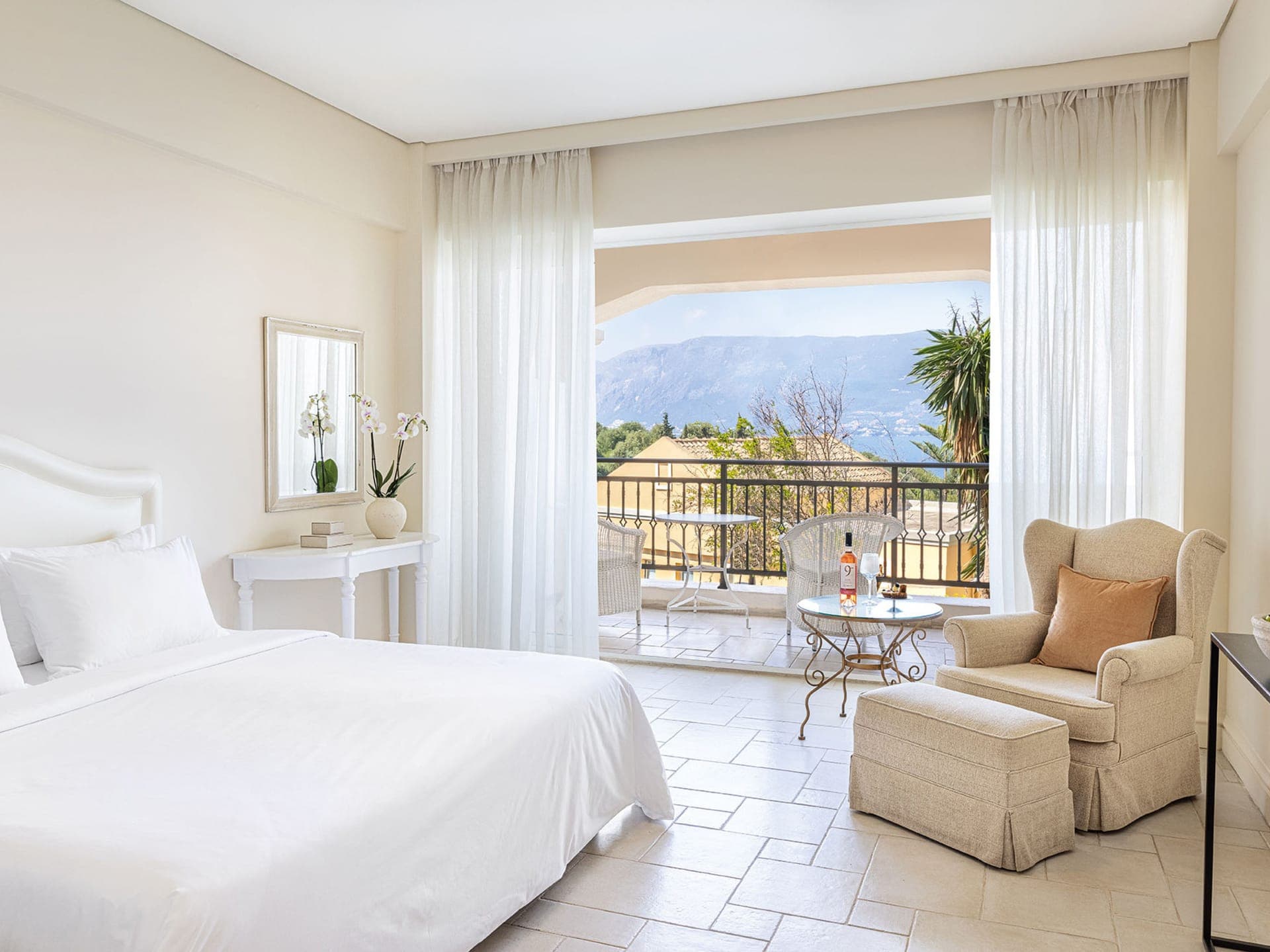 room-types-EVAPALACE-DS-0.jpg