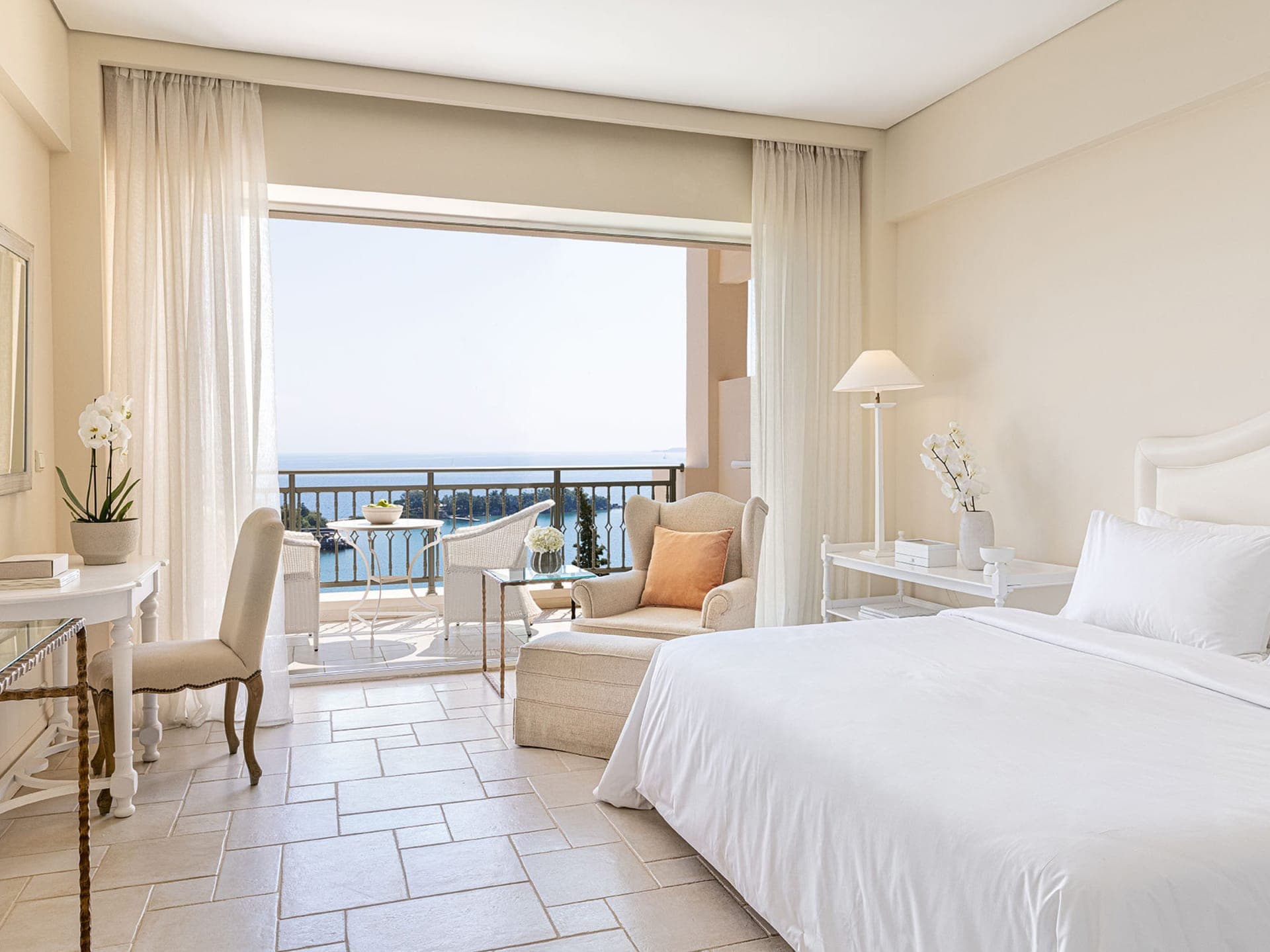 room-types-EVAPALACE-DSP-0.jpg