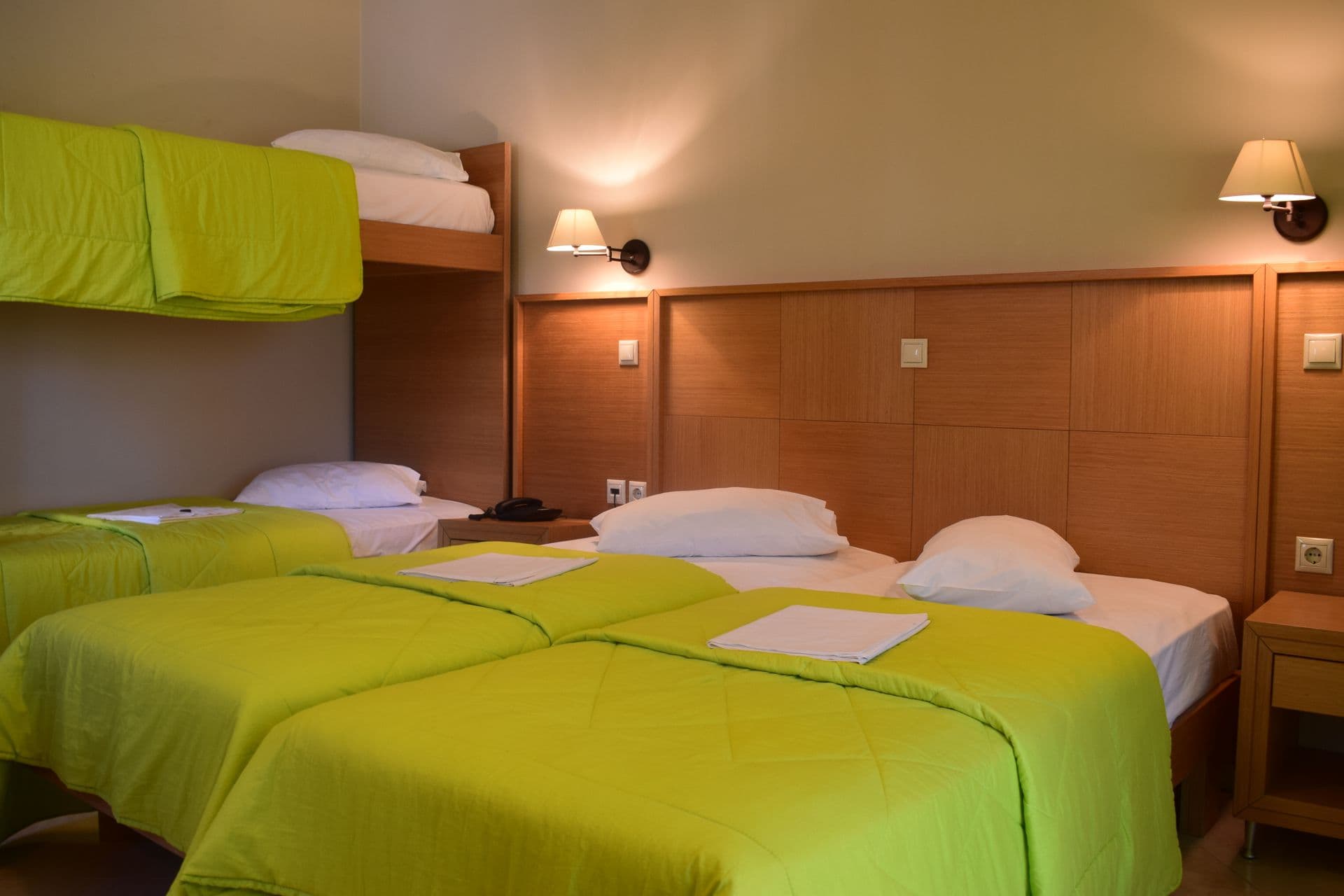 room-types-EVIAHOTEL-FAM-0.jpg