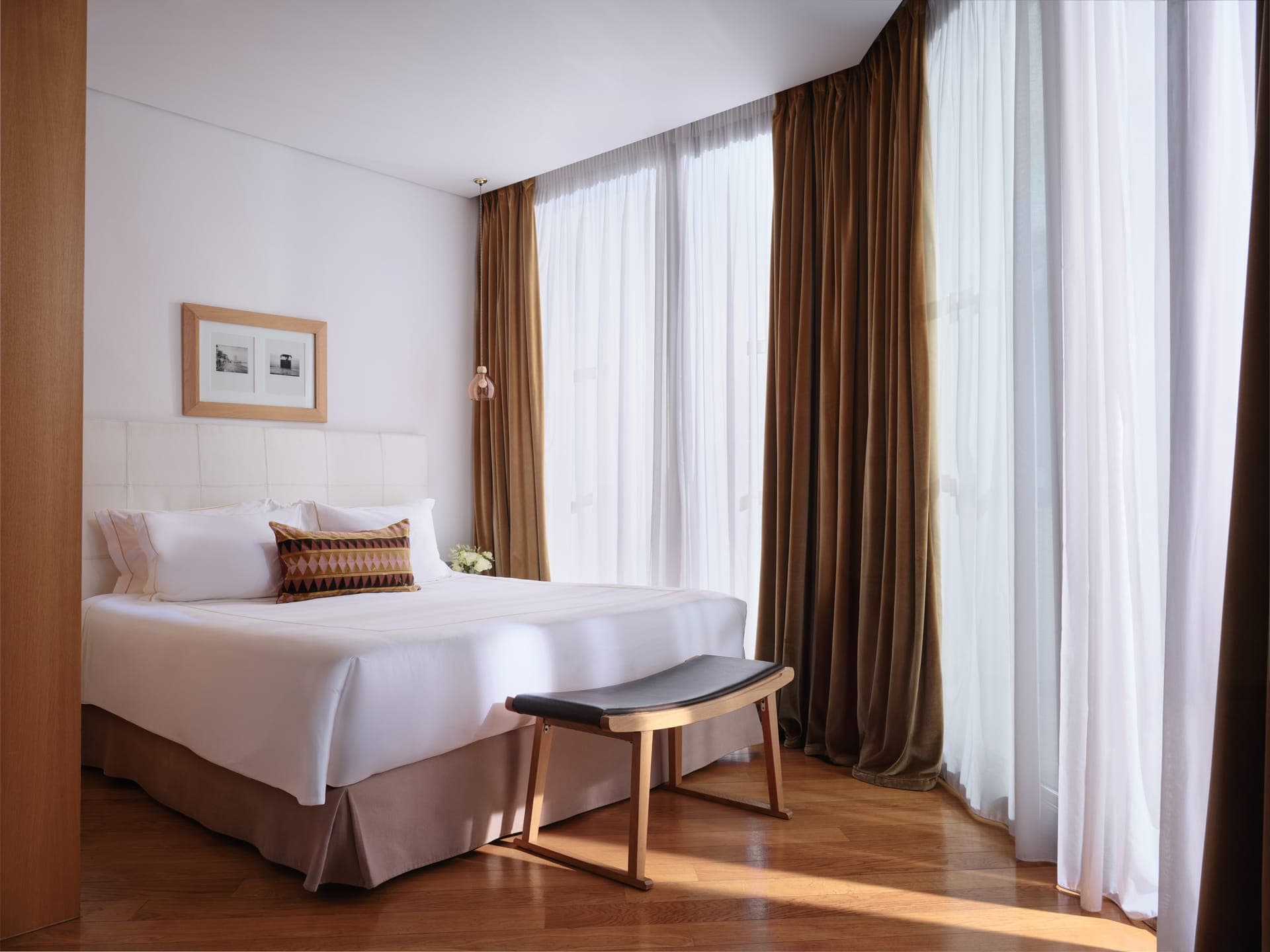 room-types-EXCELSIOR-DBL-0.jpg