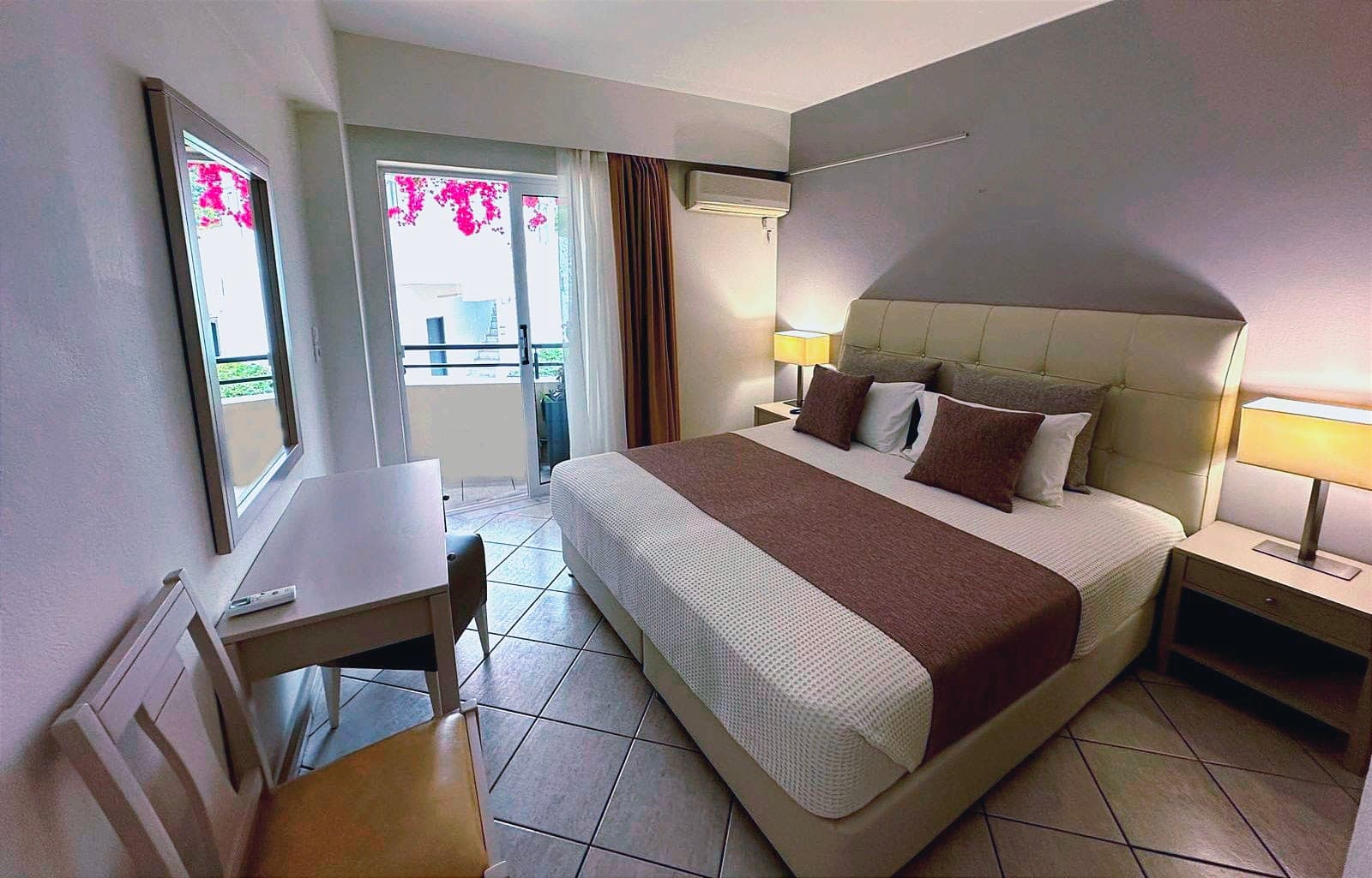 room-types-FAEDRABR-JSU-0.jpg