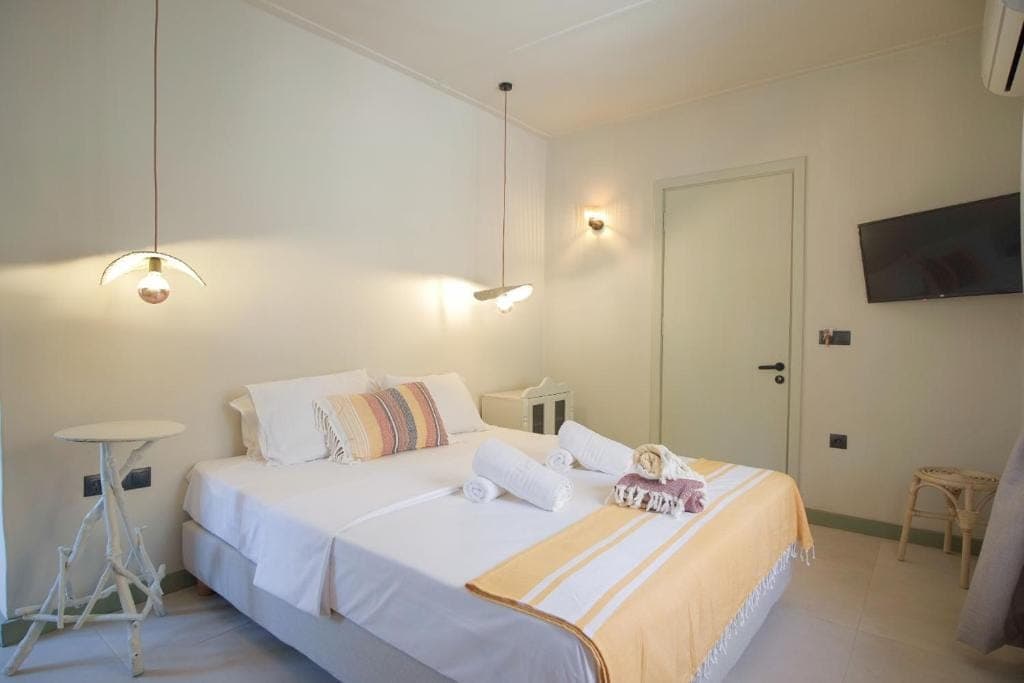 room-types-FILANTHI-SDP-0.jpg