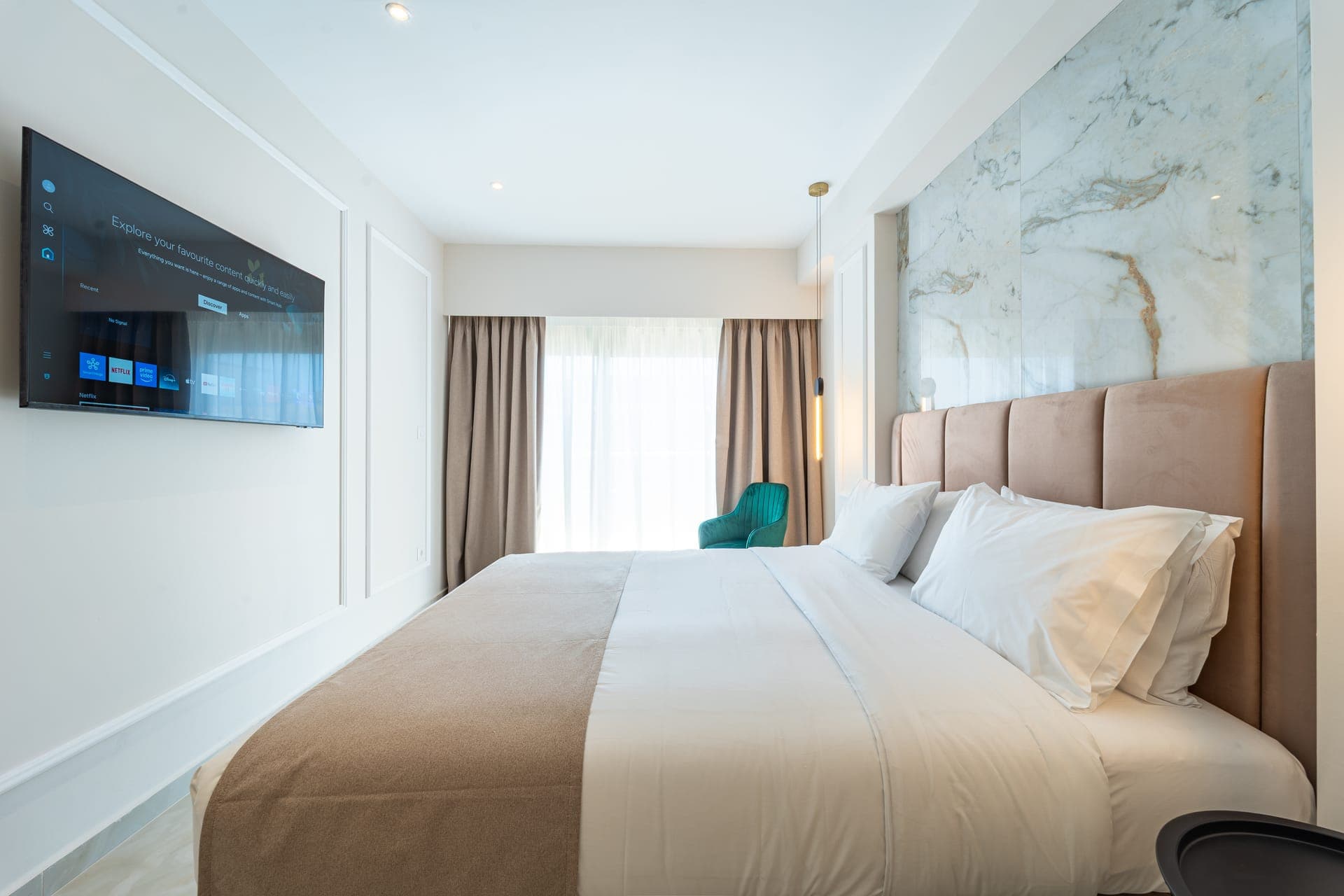 room-types-FILIACENT-DLXJNR-0.jpg