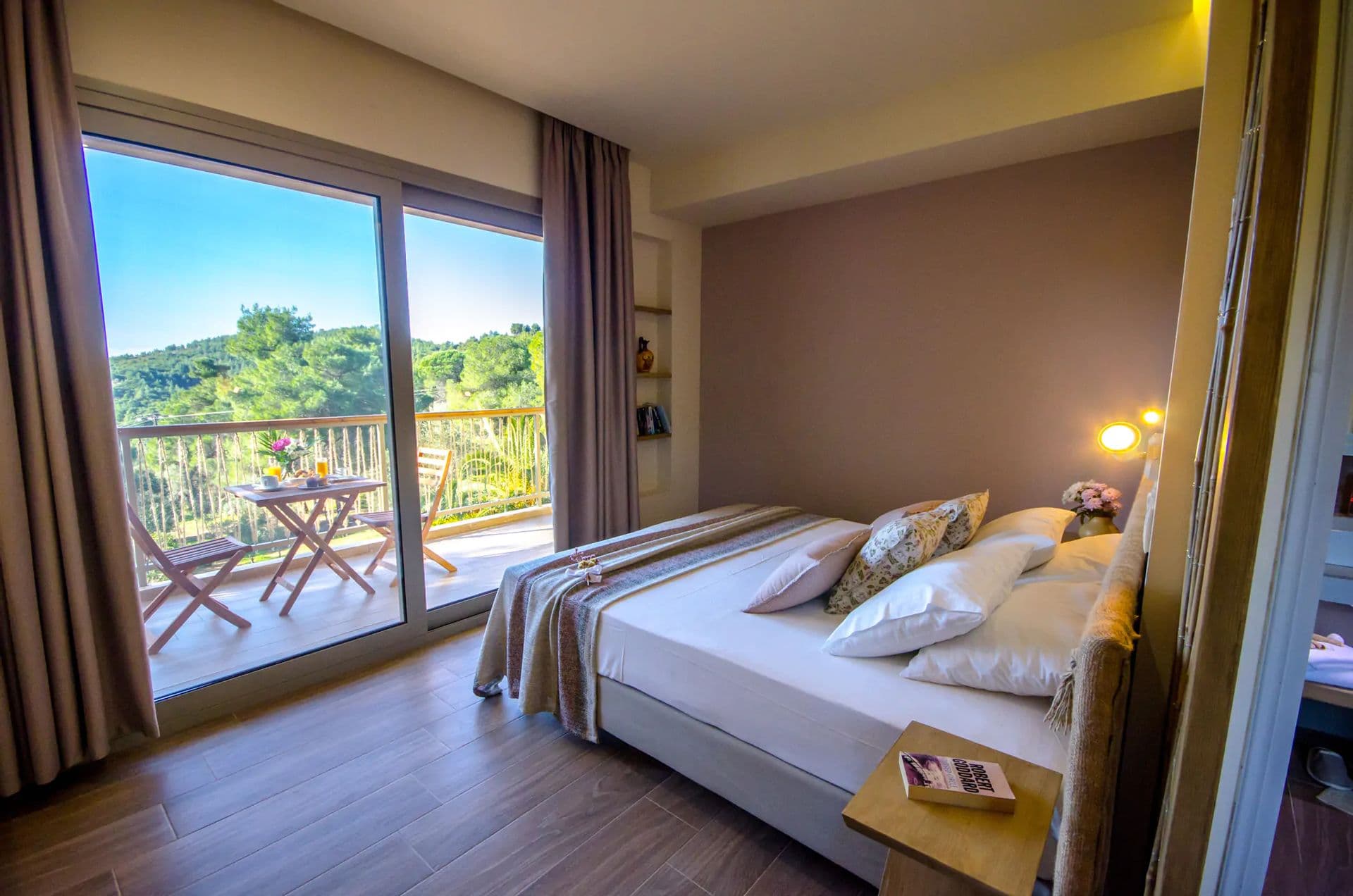 room-types-FILOXHOTEL-TPL-0.jpg