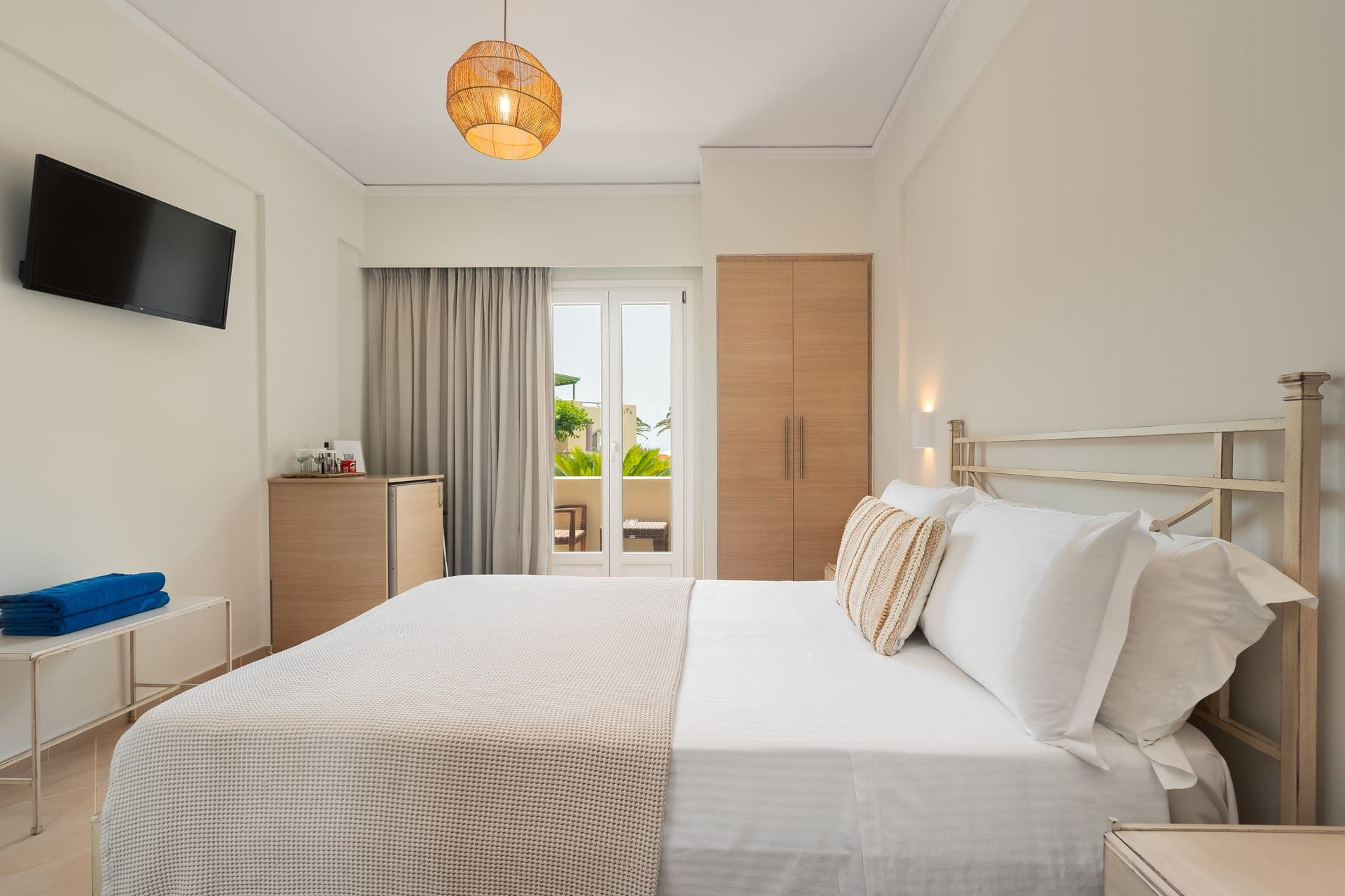 room-types-FINIKAS-EXDBSV-0.jpg