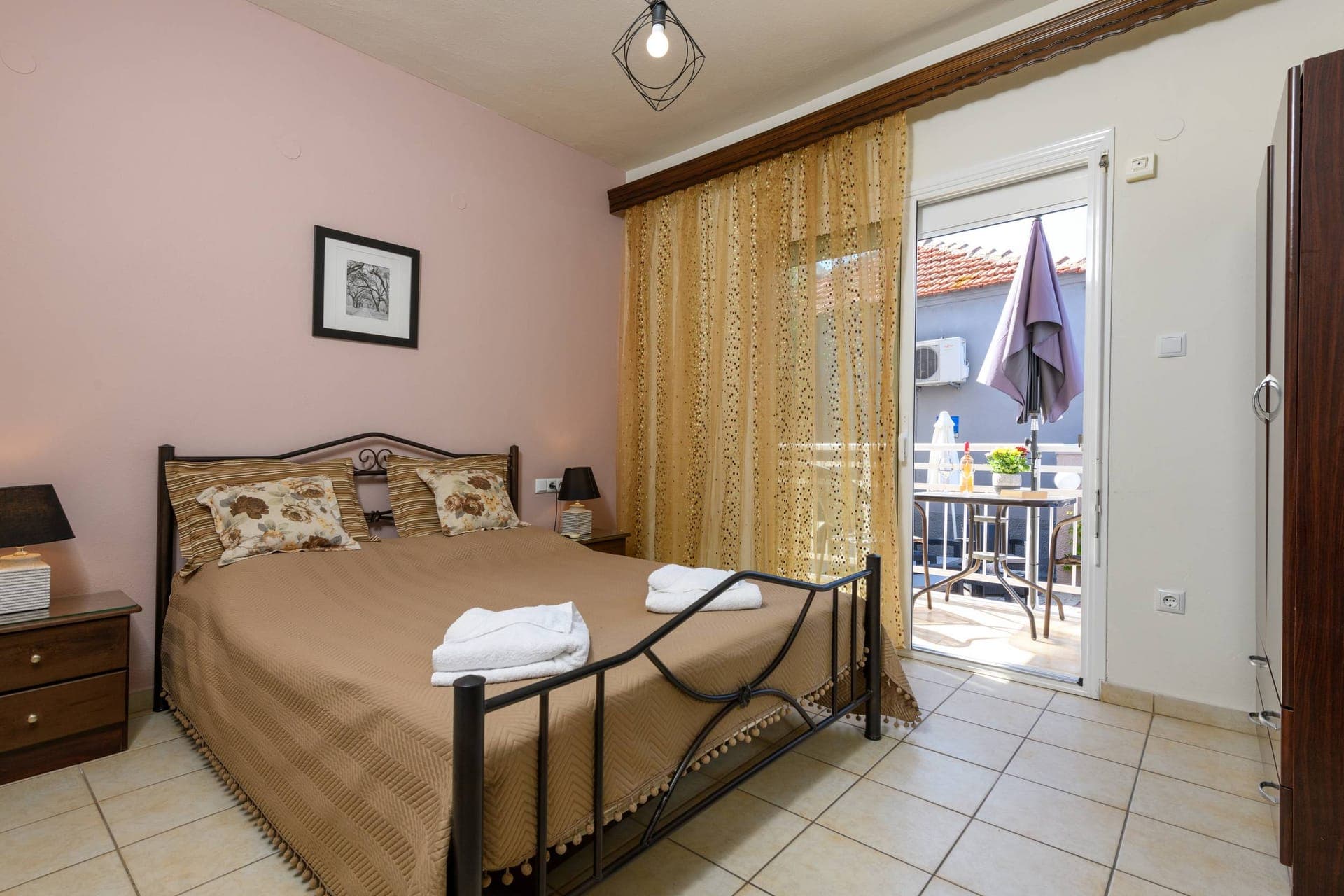 room-types-FINIKESST-ECODBL-0.jpg