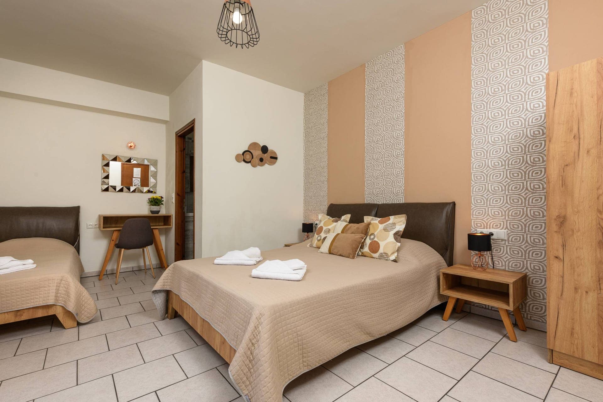 room-types-FINIKESST-TRISTU-0.jpg
