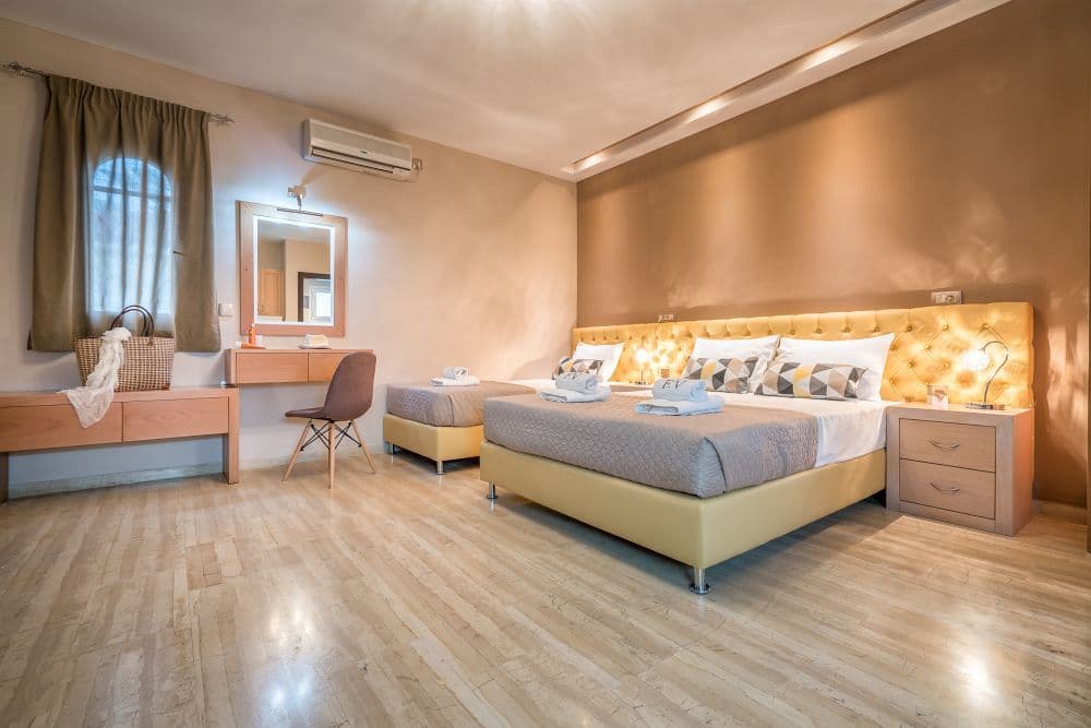 room-types-FIOREVILLA-VILLA-0.jpg