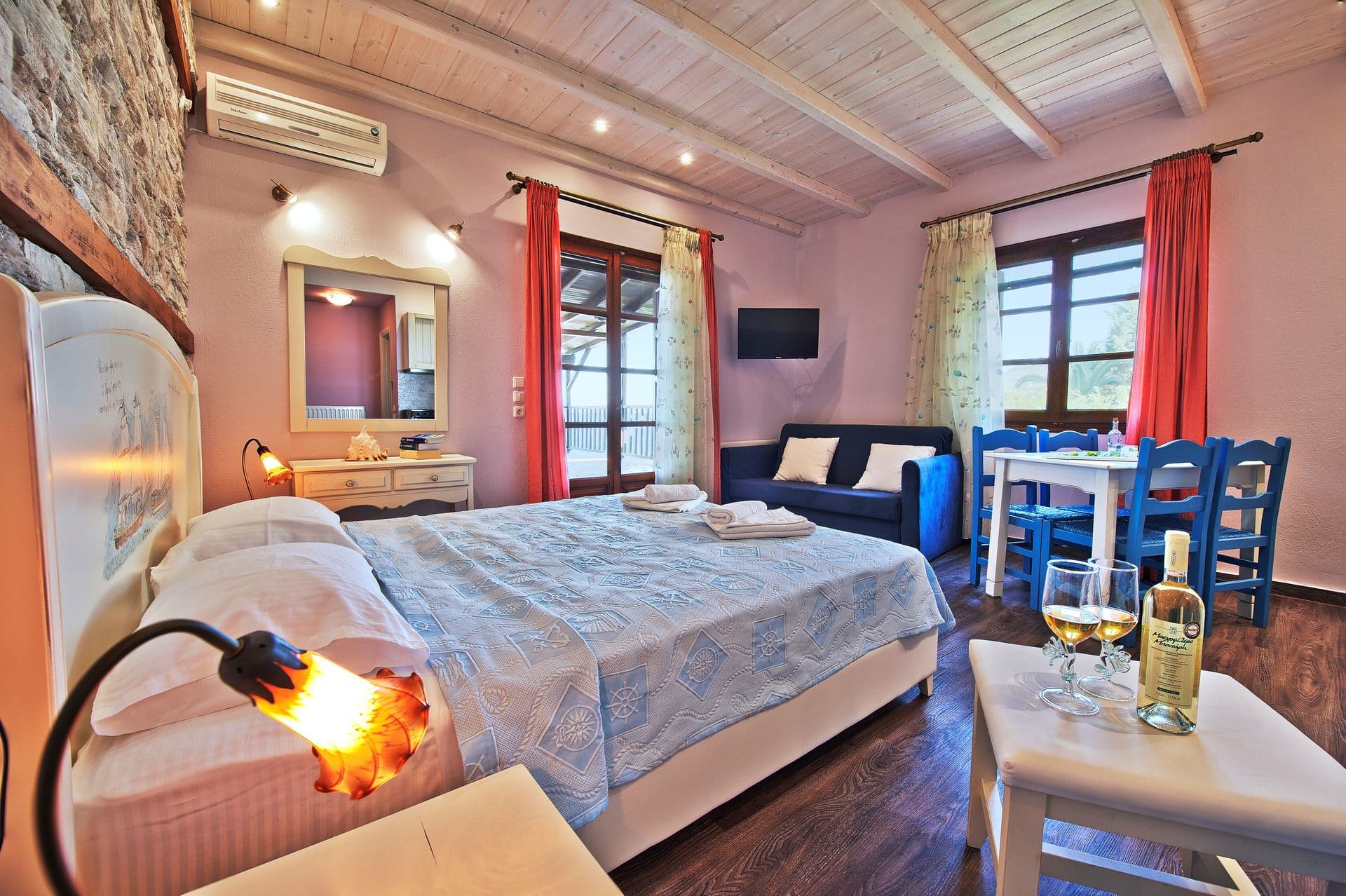 room-types-FLAMINGO-SUPSV-0.jpg