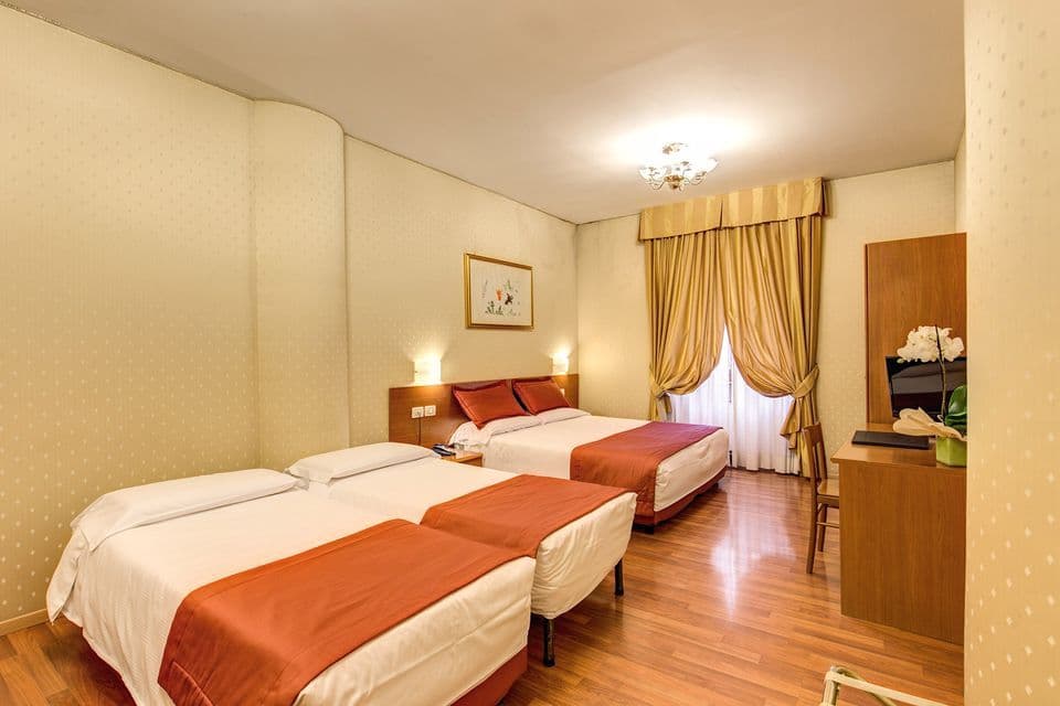 room-types-FLOWER-QRP-0.jpg