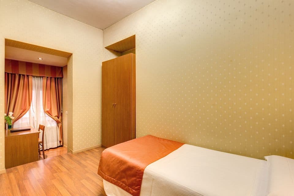 room-types-FLOWER-SGL-0.jpg