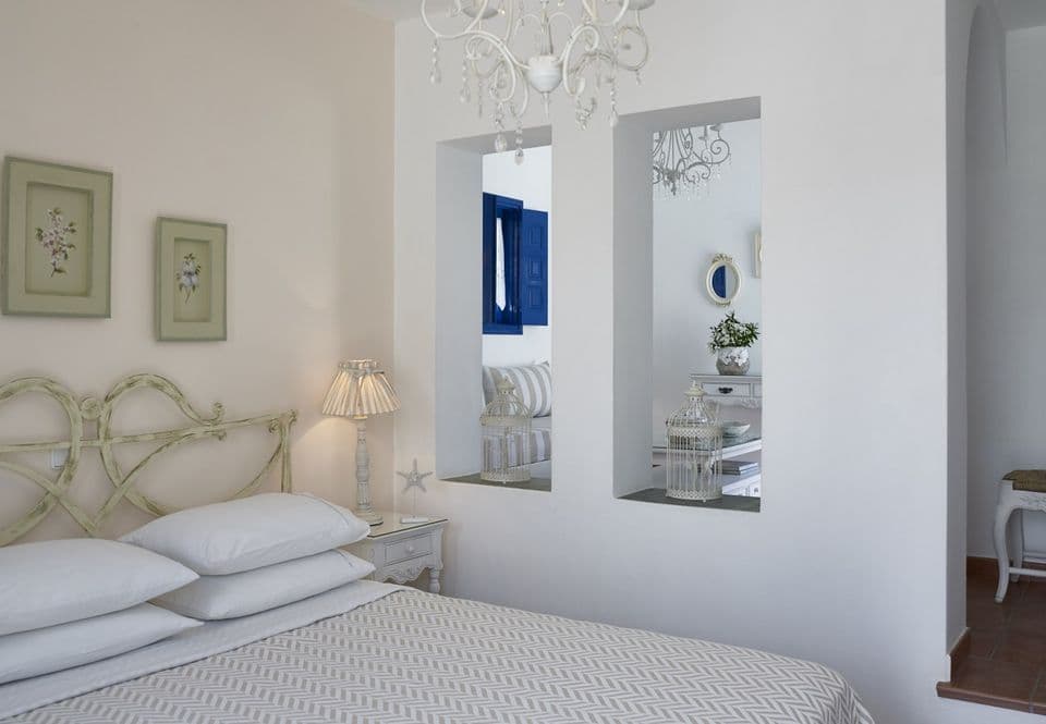 room-types-FOLEGANDR-EXS-0.jpg