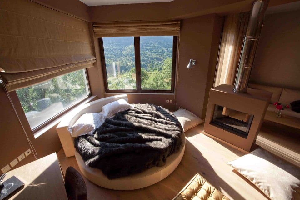 room-types-FOREST-HONEY-0.jpg