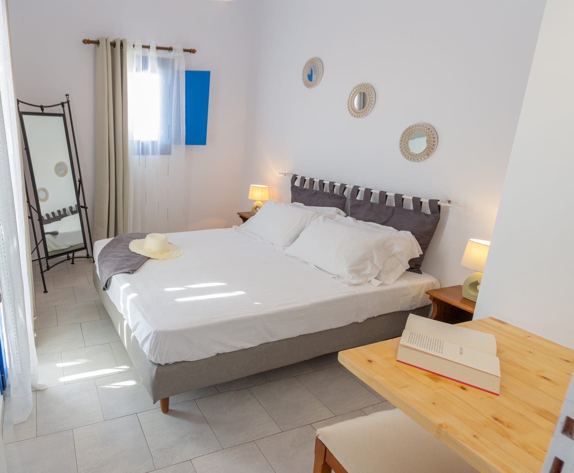 room-types-FRAGOULISV-2SPFSV-0.jpg