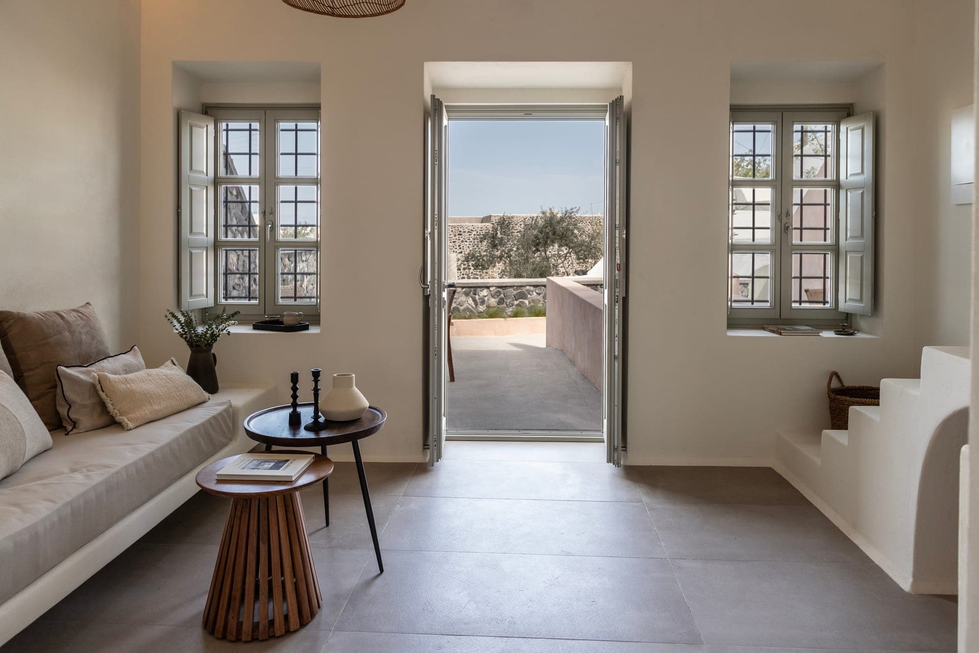room-types-FRESCOES-DLXSUI-0.jpg