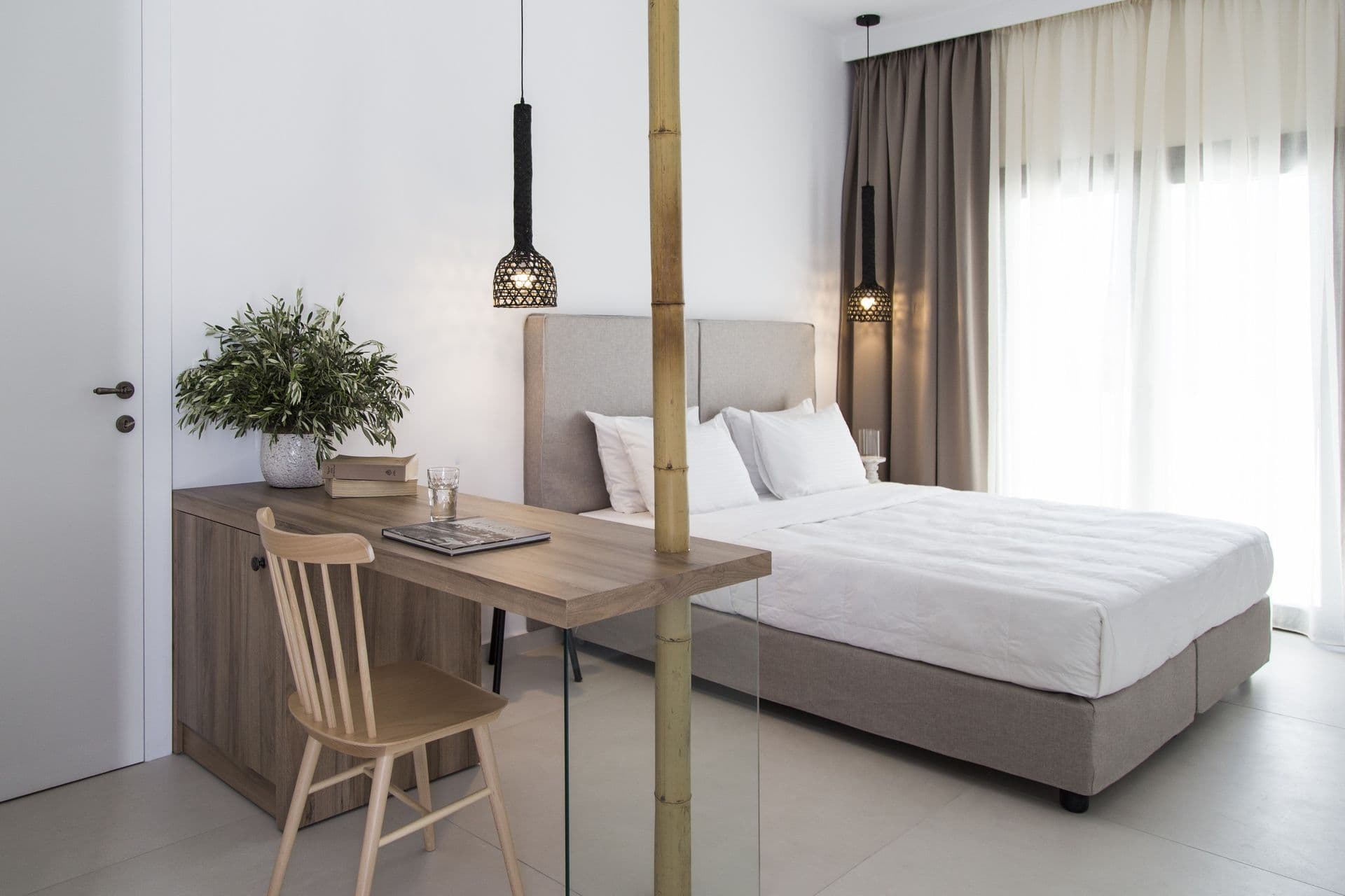 room-types-FTELIABAY-PREMSV-0.jpg