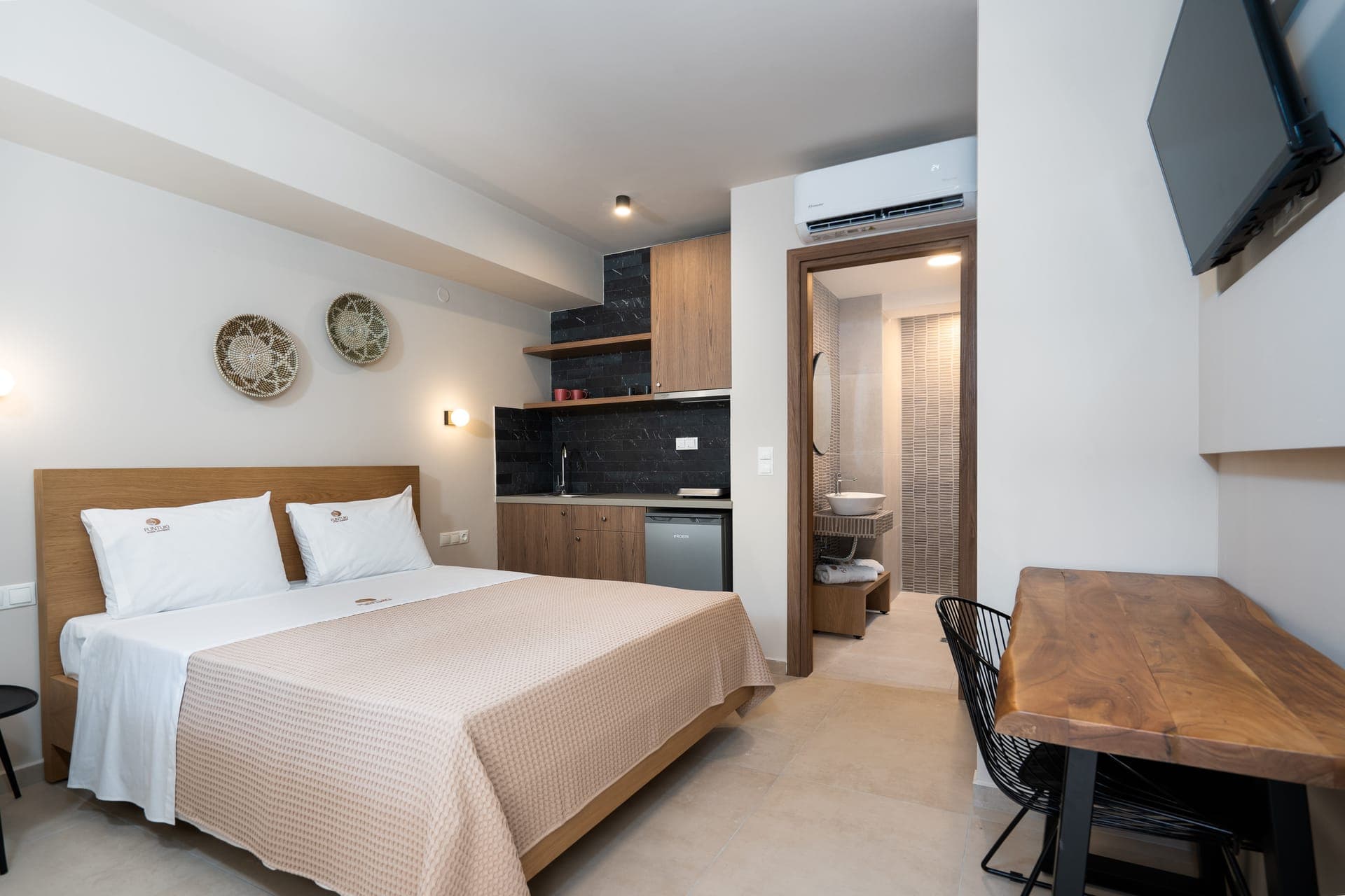 room-types-FUNTUKI-ECONOM-0.jpg