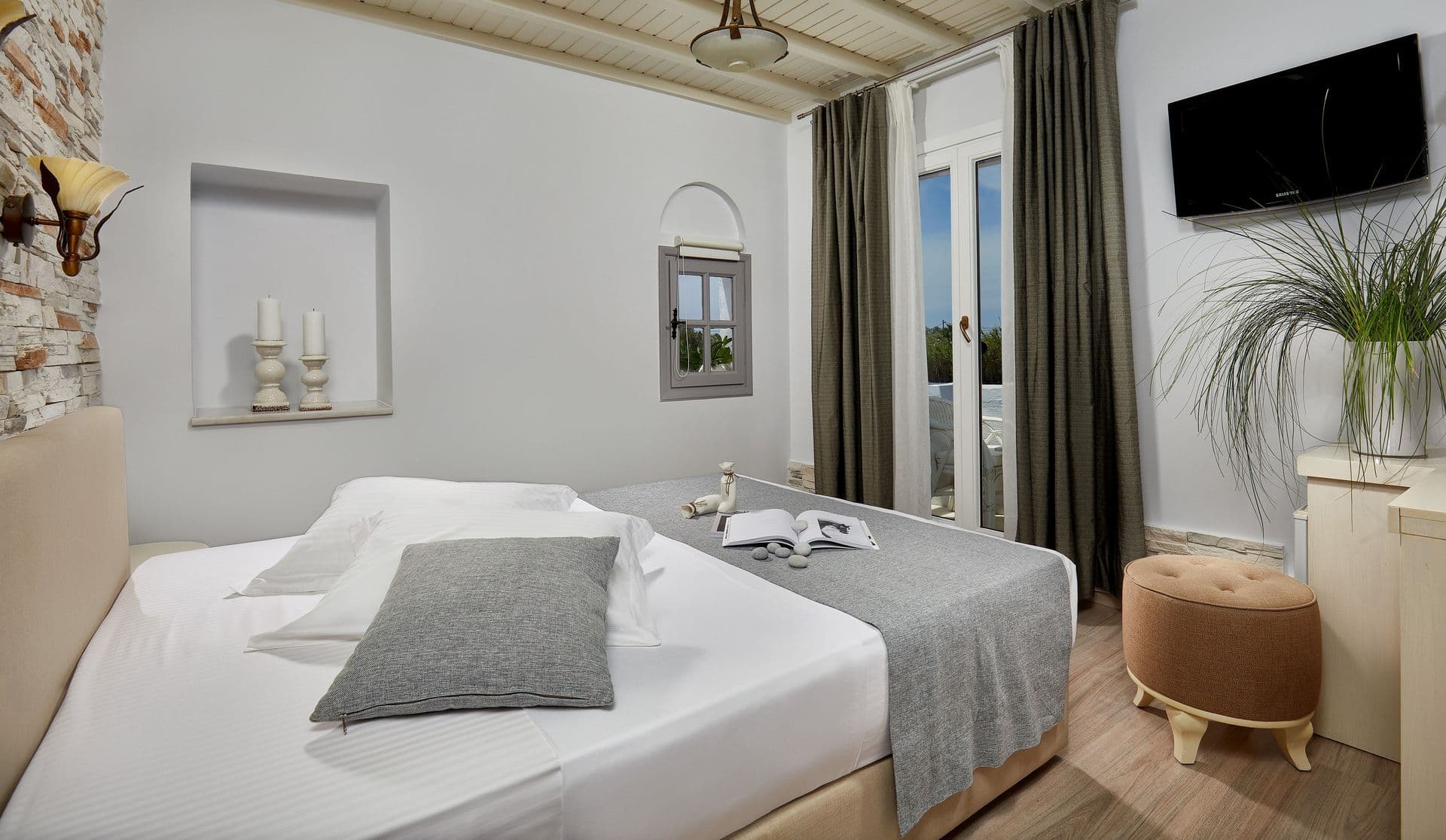 room-types-GALAXYNAX-STDBL-0.jpg
