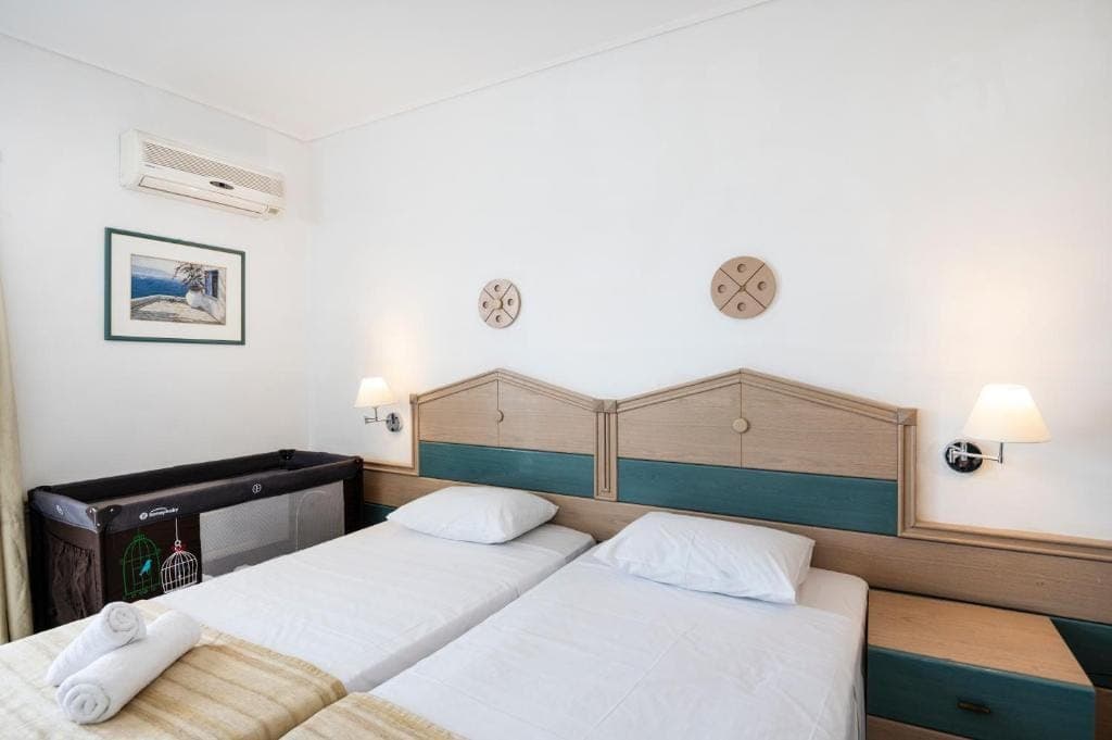 room-types-GALAXYPORT-DBLGV-0.jpg