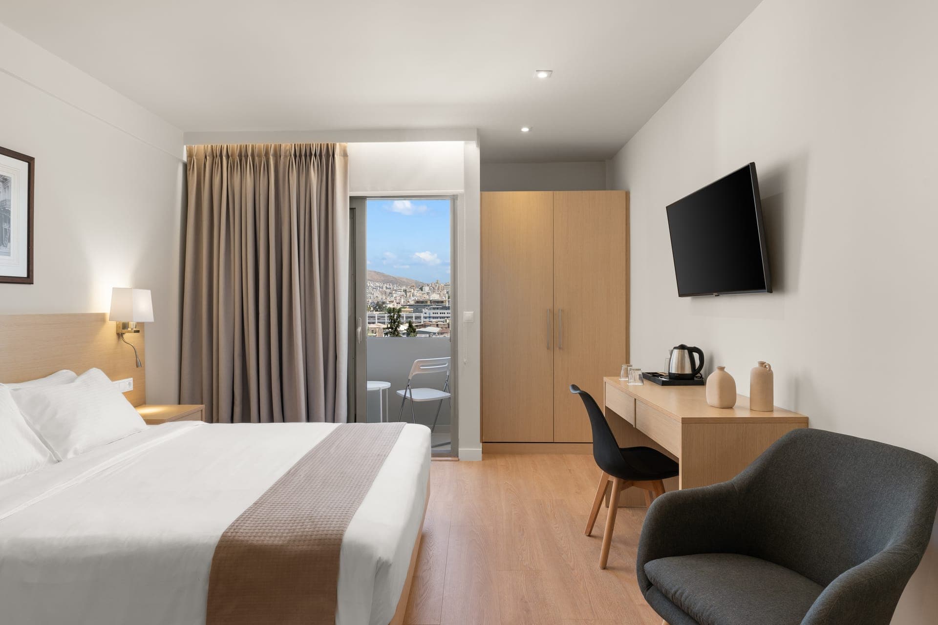 room-types-GALLERYCEN-JNR-0.jpg