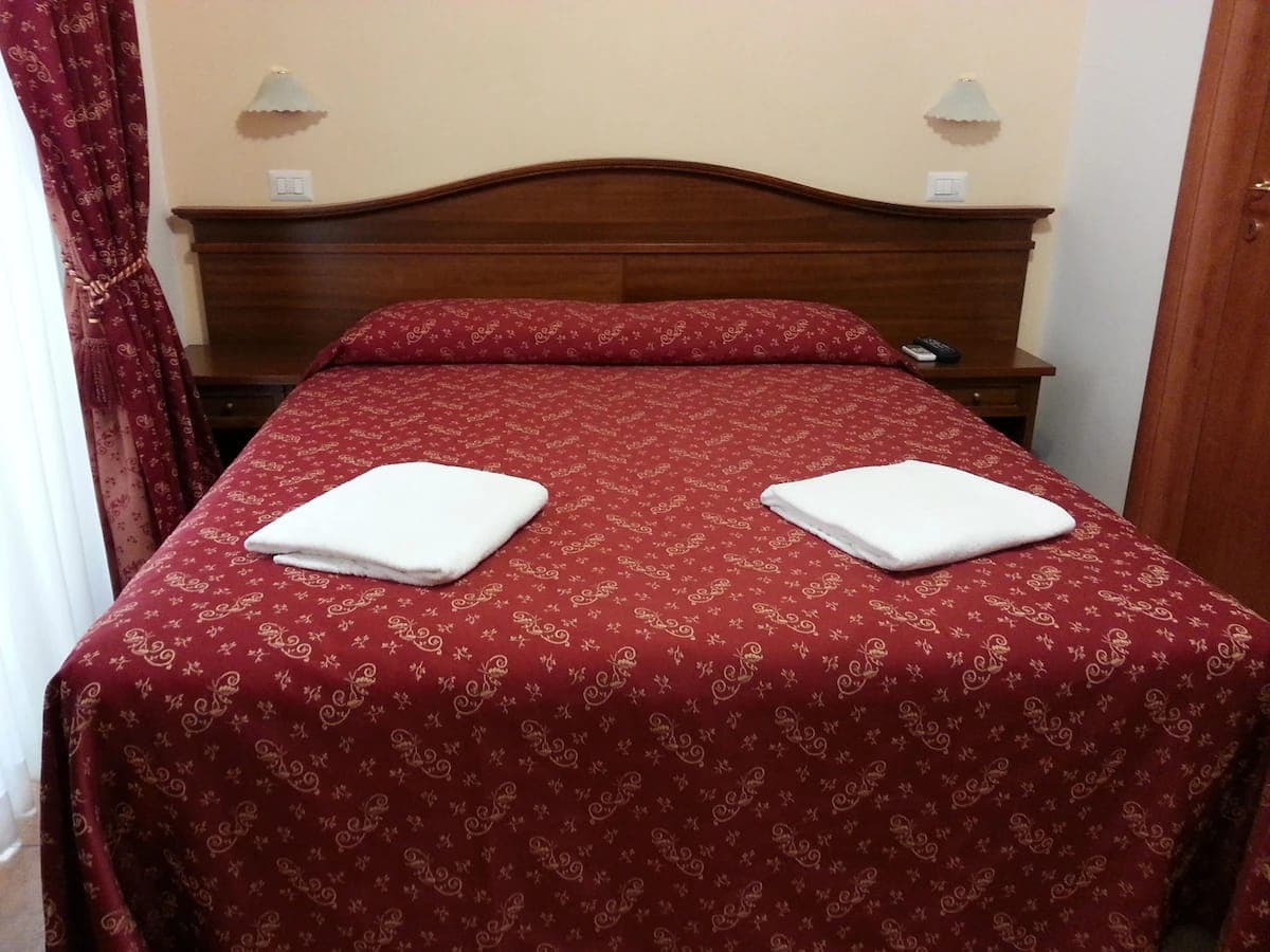 room-types-GHALEXII-DBL-0.jpg