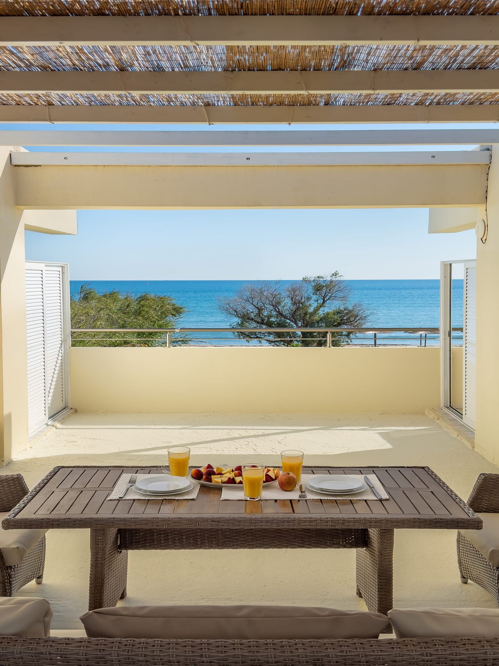 room-types-GKBEACHHTL-SVJSLT-0.jpg