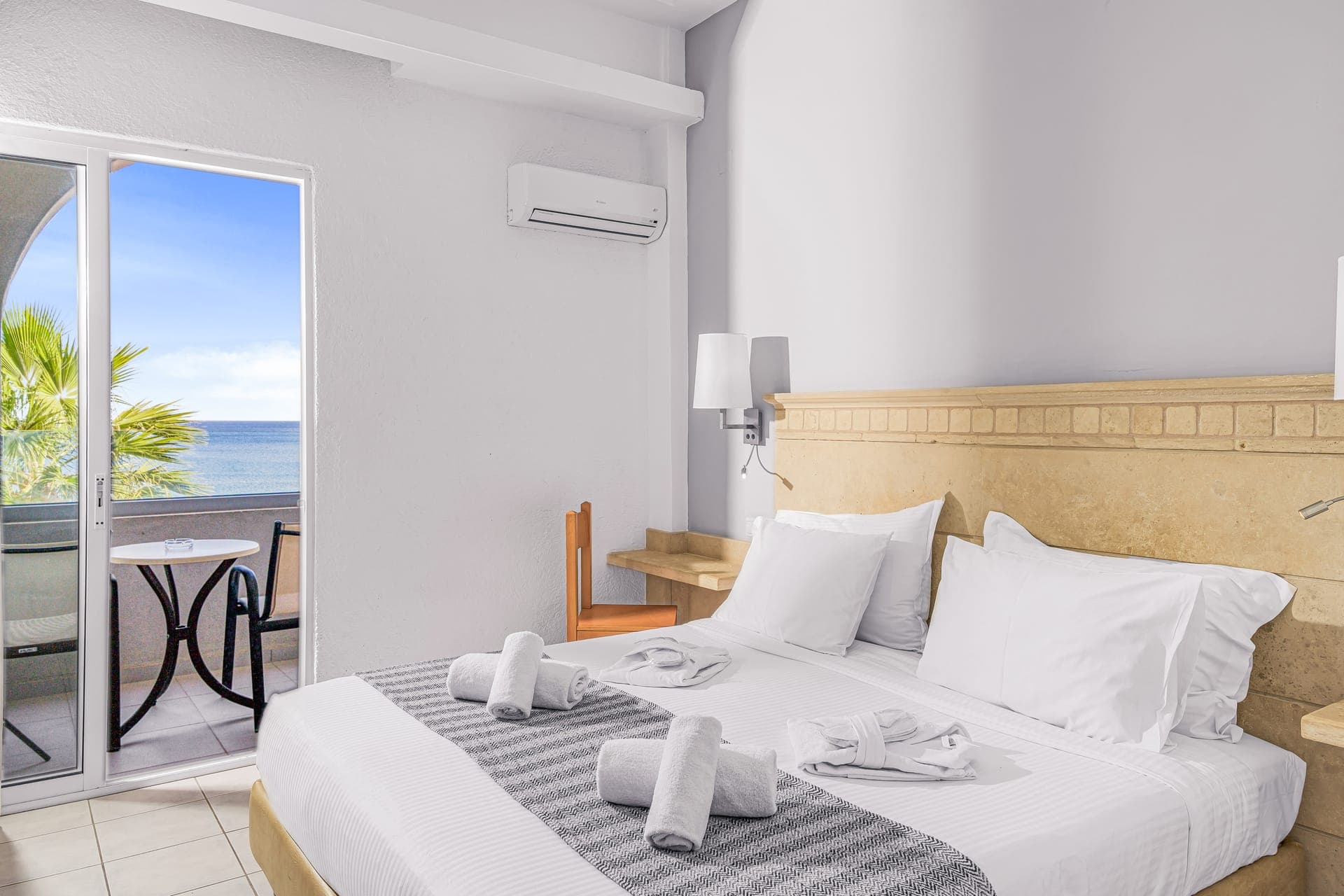 room-types-GLAROSBH-SUPSV-0.jpg