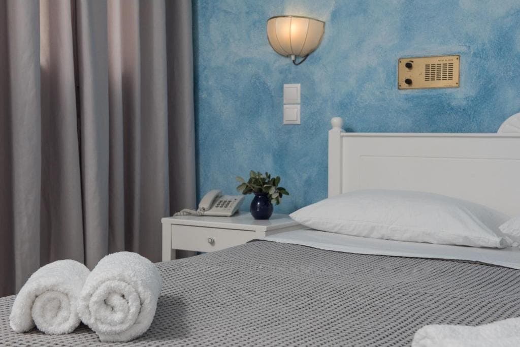room-types-GLAROSHOTL-ECNM-0.jpg