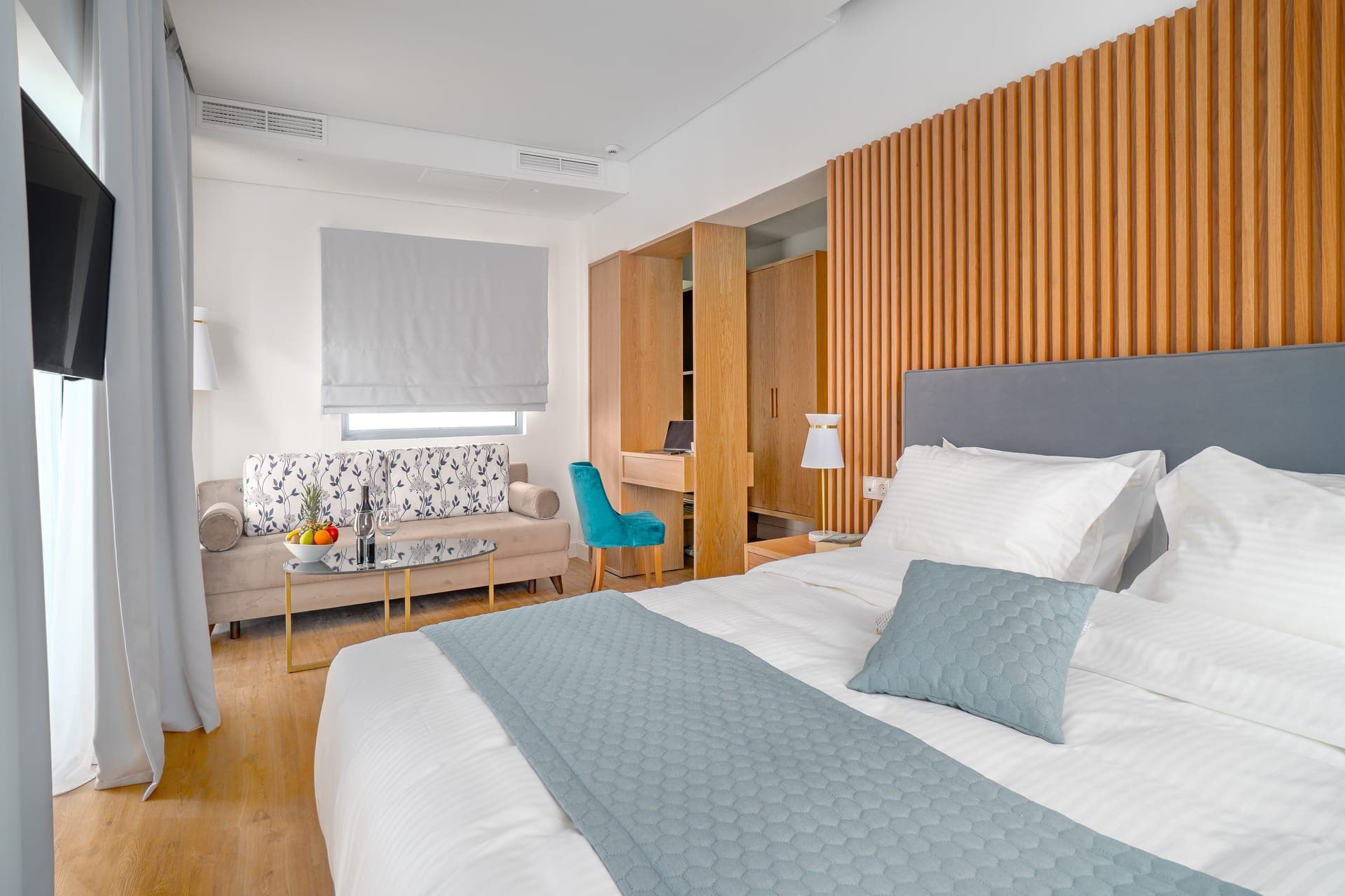 room-types-GLYFADARVR-DLXSB-0.jpg