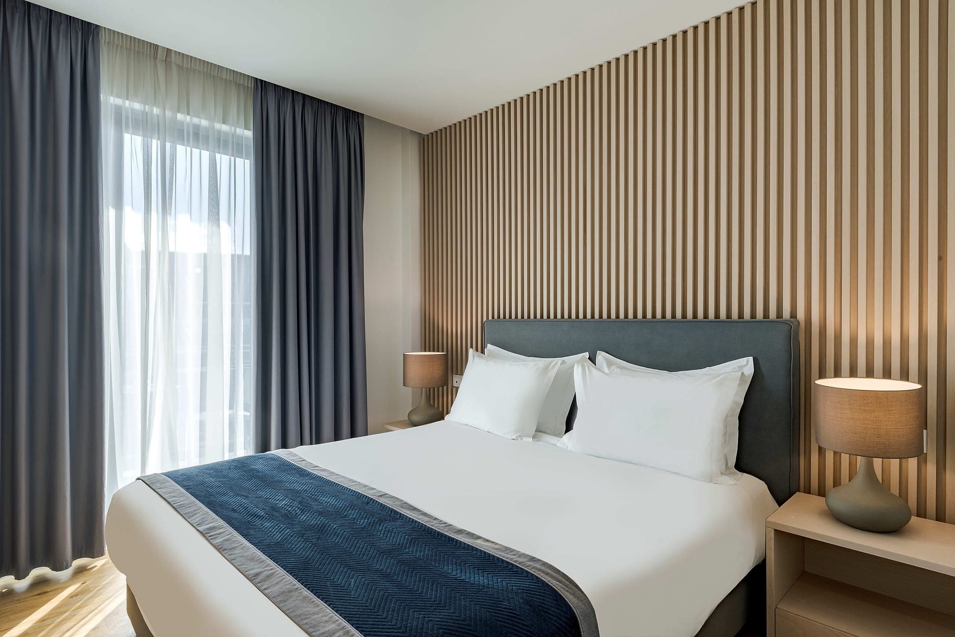 room-types-GLYFADARVR-FML-0.jpg