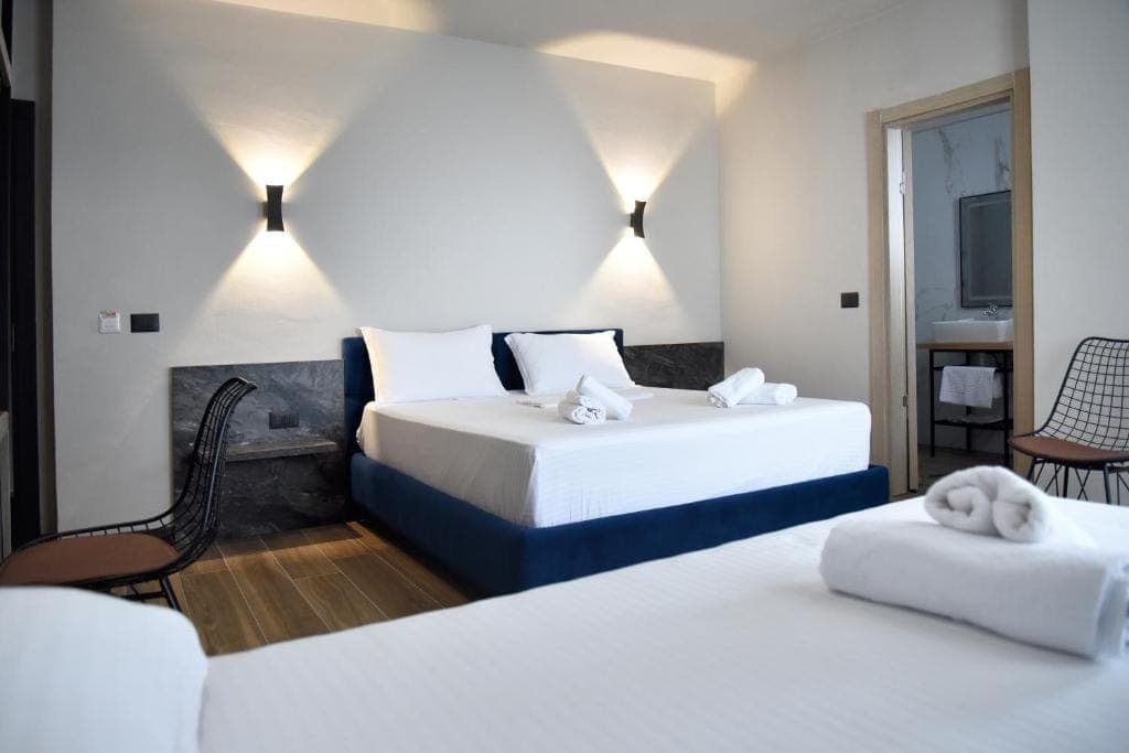 room-types-GOGOSBTQ-SPTR-0.jpg
