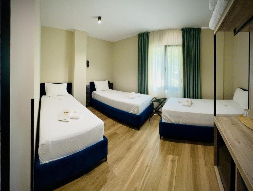 room-types-GOGOSBTQ-STR-0.jpg