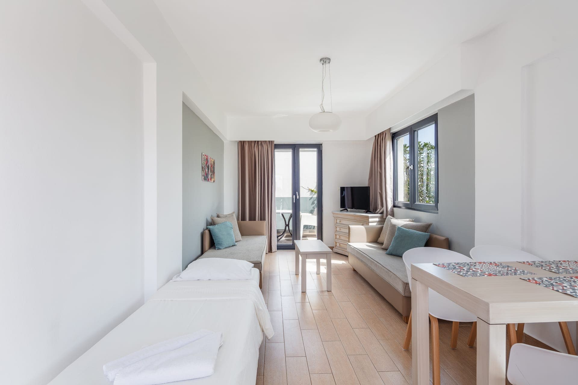 room-types-GOLDENBAYC-OBAPSV-0.jpg