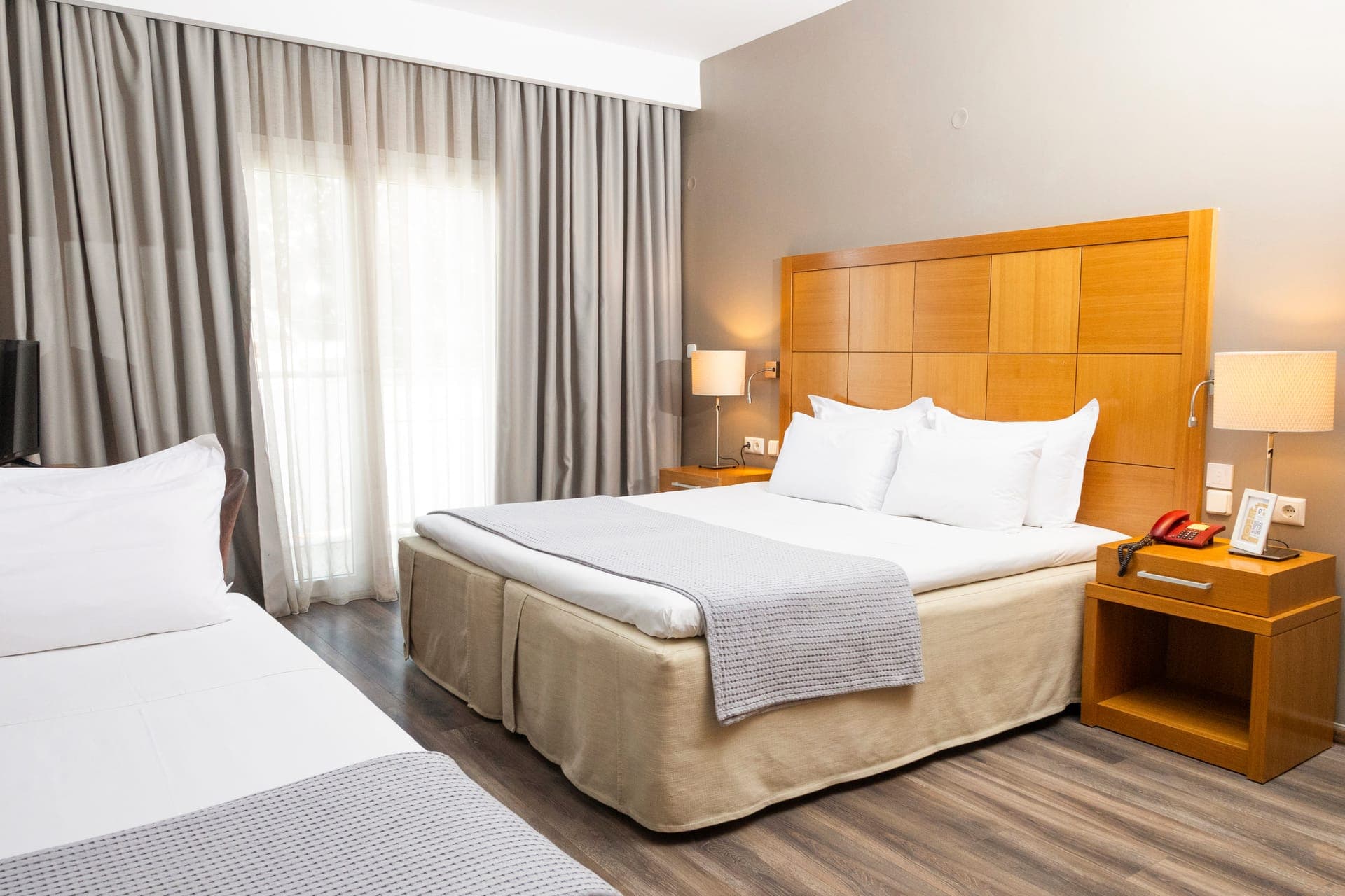 room-types-GOLDENSKG-STAND-0.jpg