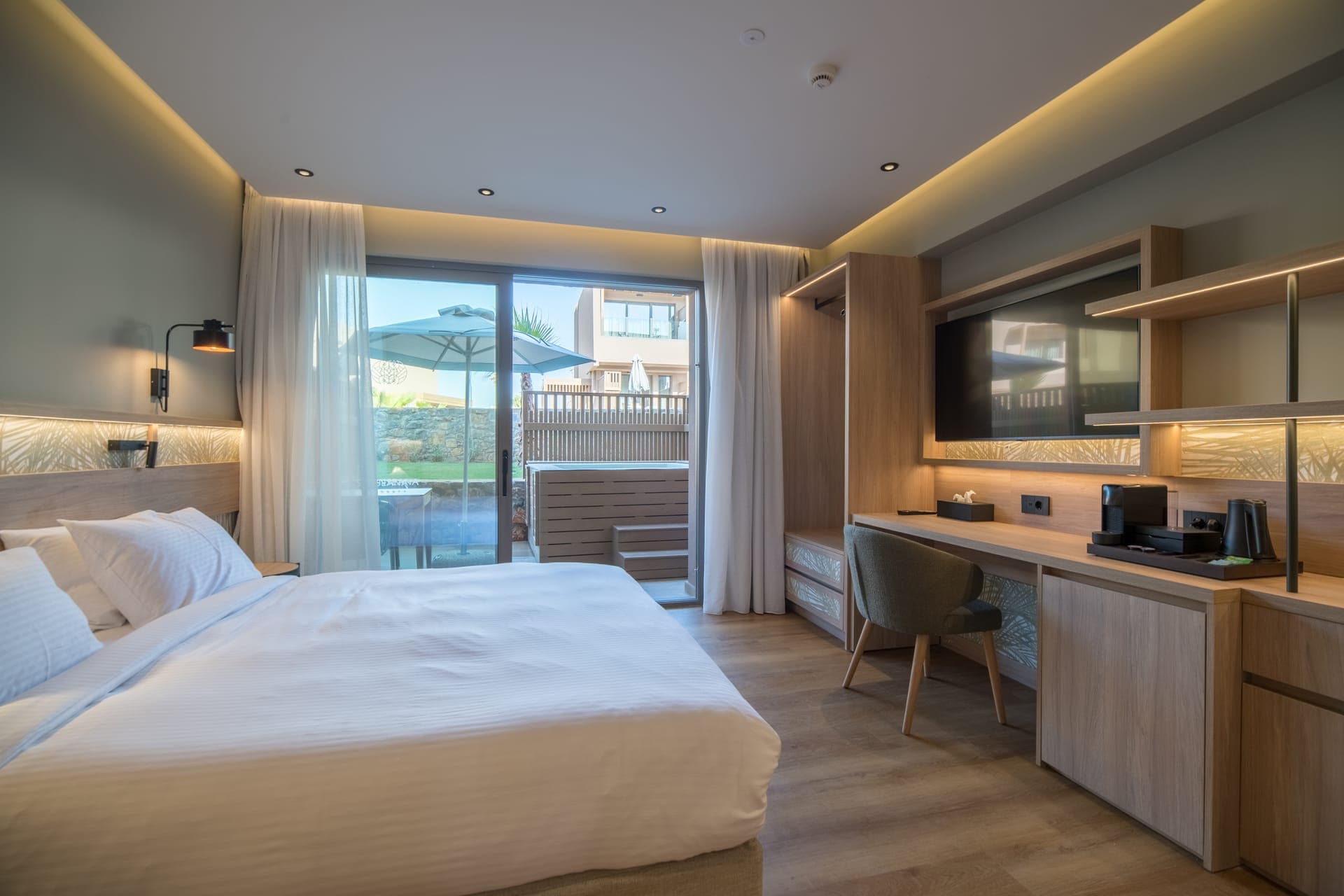 room-types-GOLDENSTAR-DGVJ-0.jpg