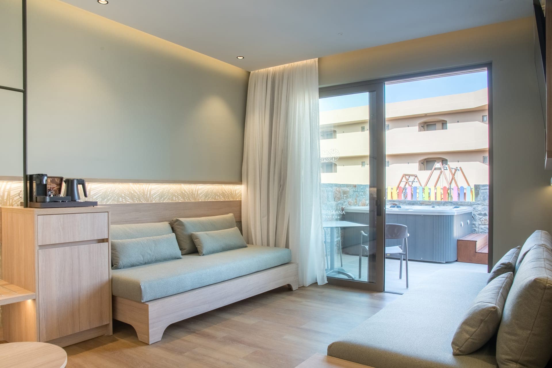 room-types-GOLDENSTAR-JSGVJ-0.jpg