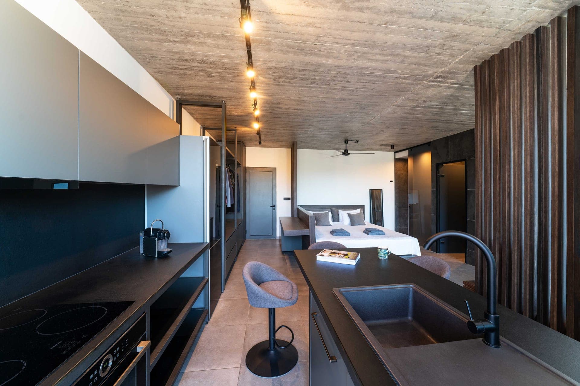room-types-GOLDENSUNL-1-0.jpg