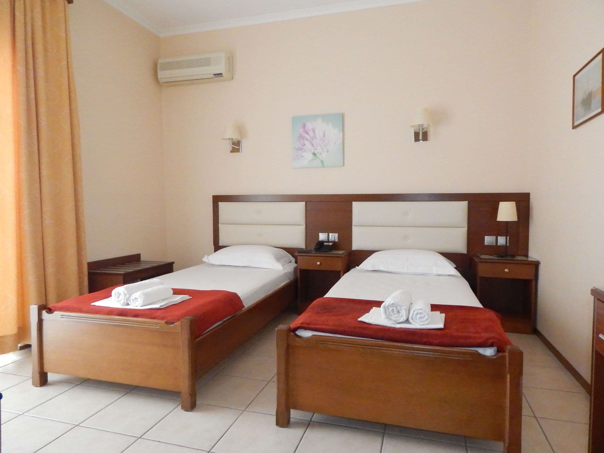 room-types-GOLDSTERNH-SGL-0.jpg