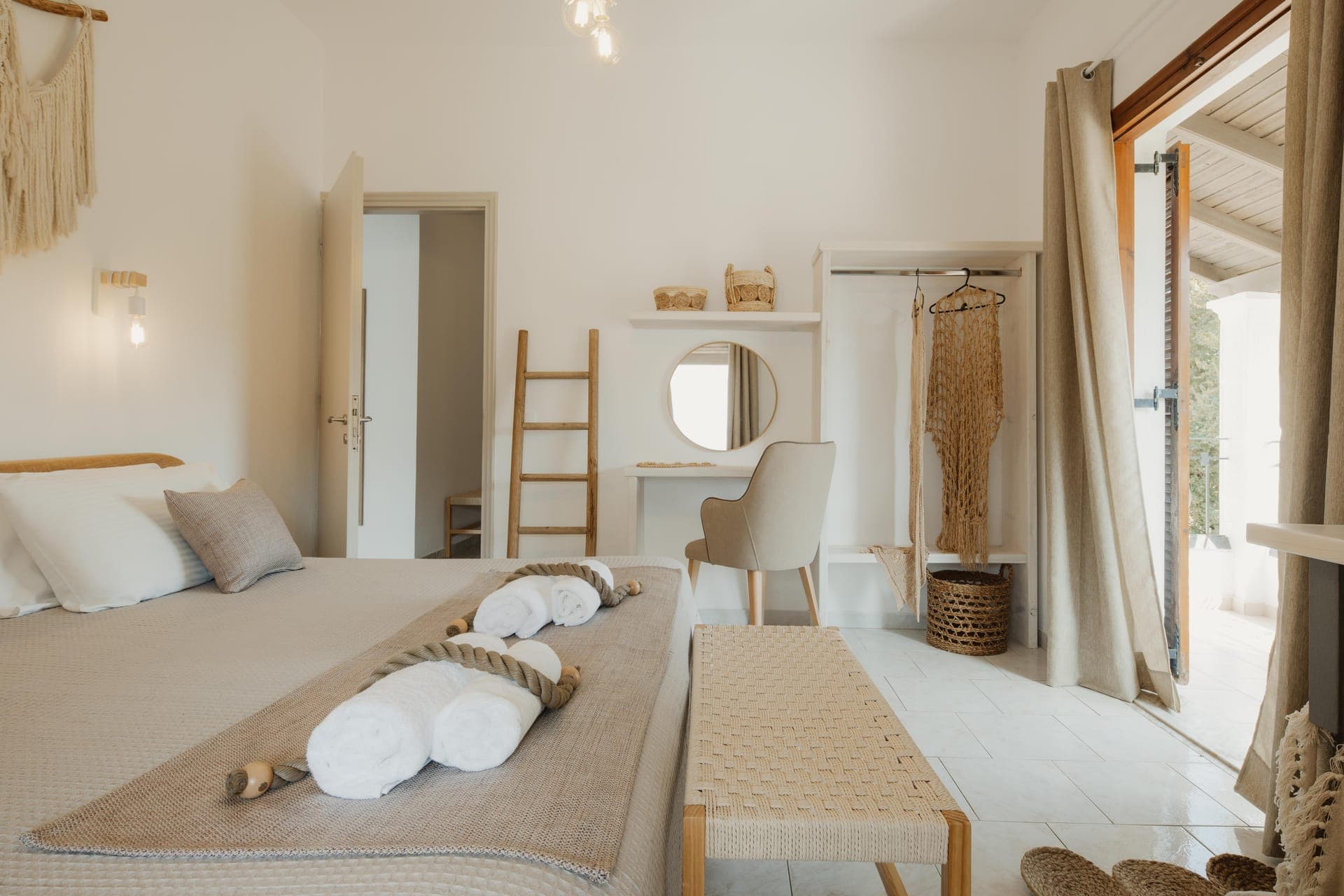 room-types-GOUDELIS-2BAP4-0.jpg