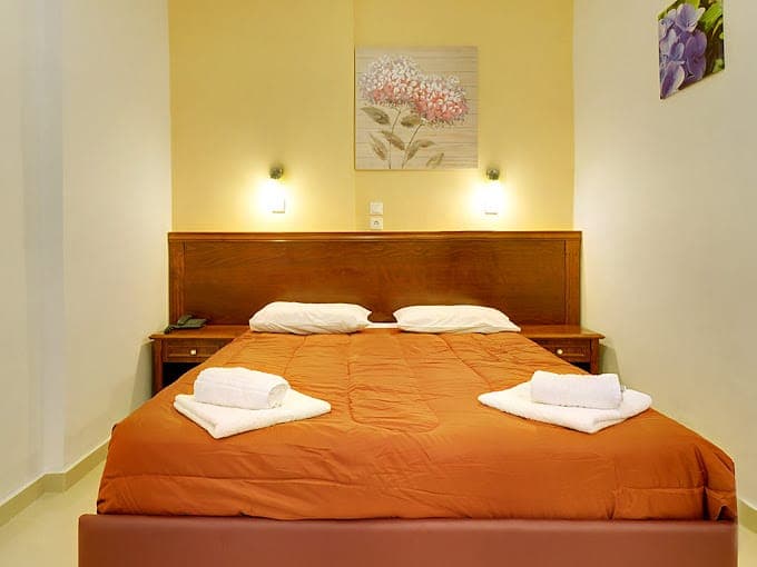 room-types-GOUVIAHTL-DBL-0.jpg