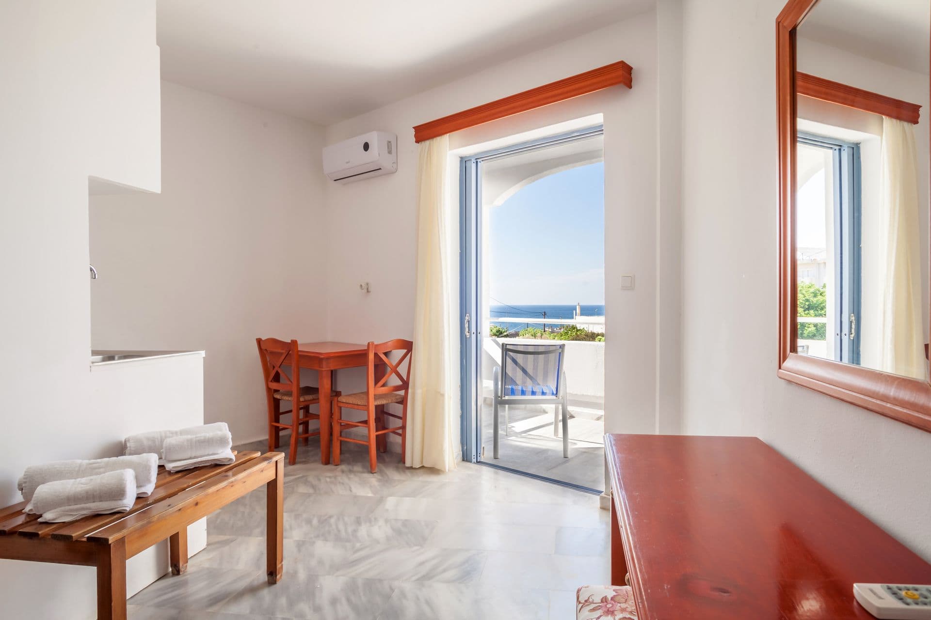 room-types-GRACERETH-STUSV-0.jpg