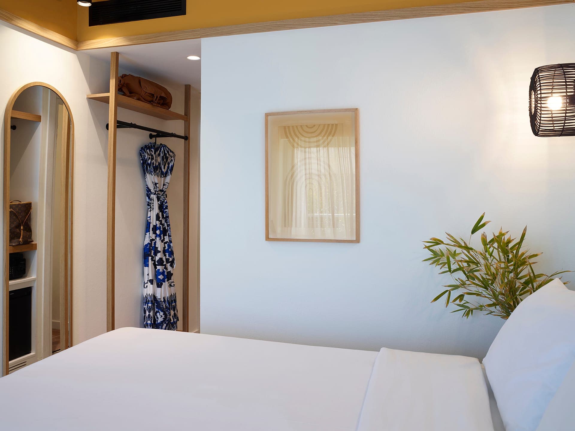 room-types-GRANDB-DBLGV2-0.jpg
