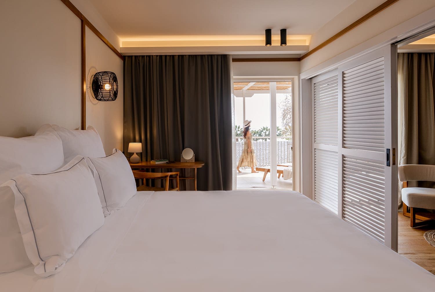 room-types-GRANDB-SUITE-0.jpg