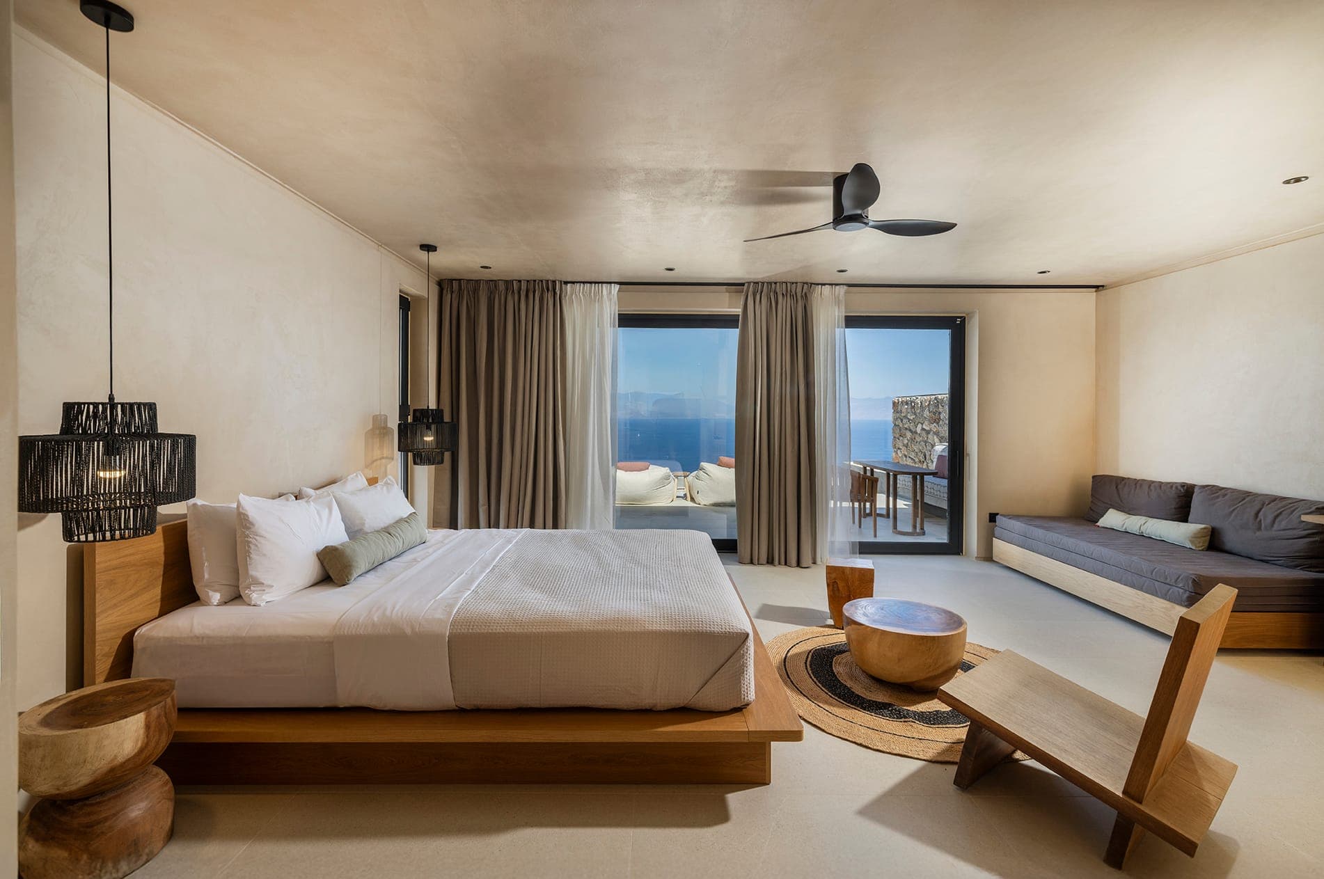 room-types-GRANDBLEUR-BLEU-0.jpg