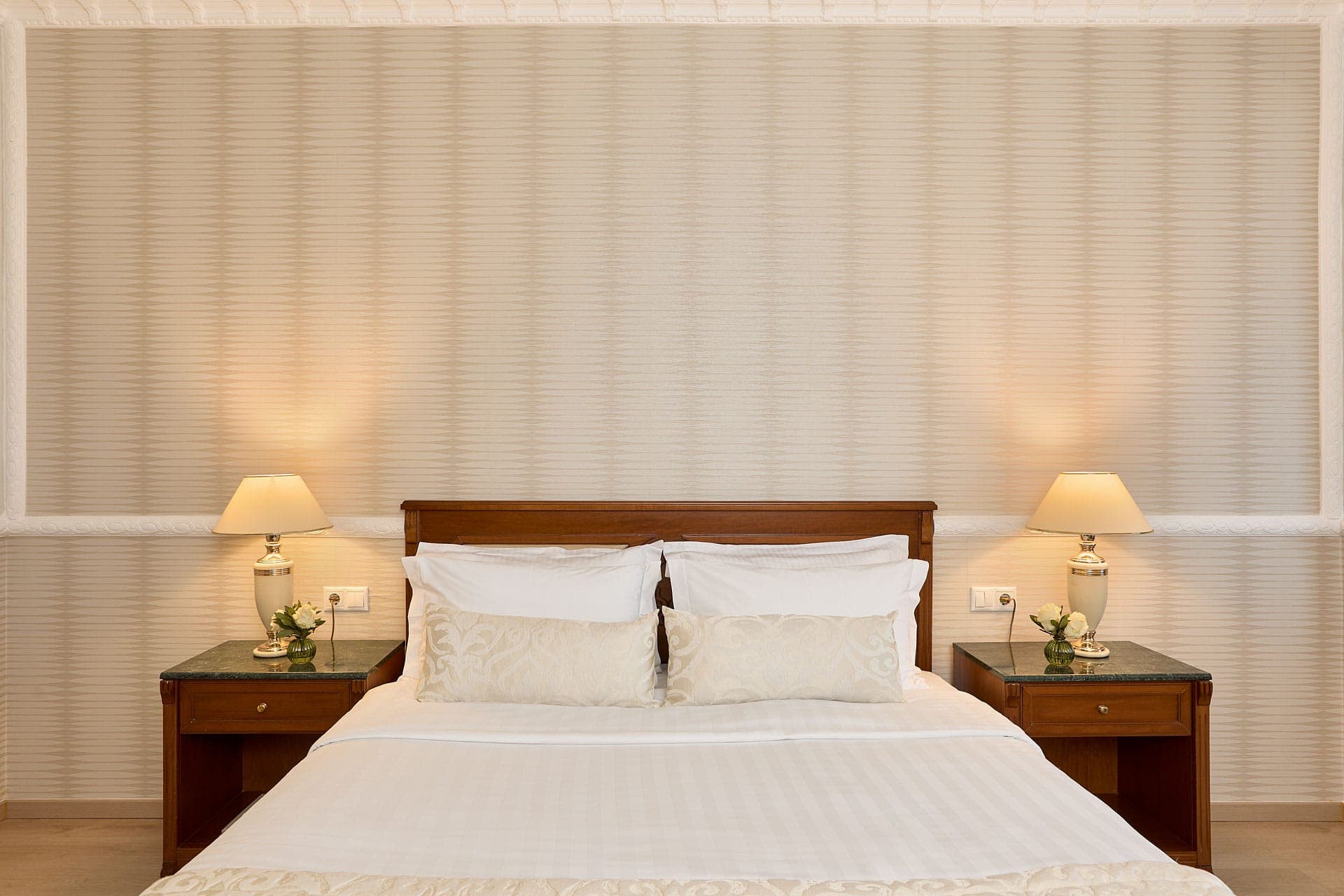 room-types-GRANDHOT-CLASUI-0.jpg