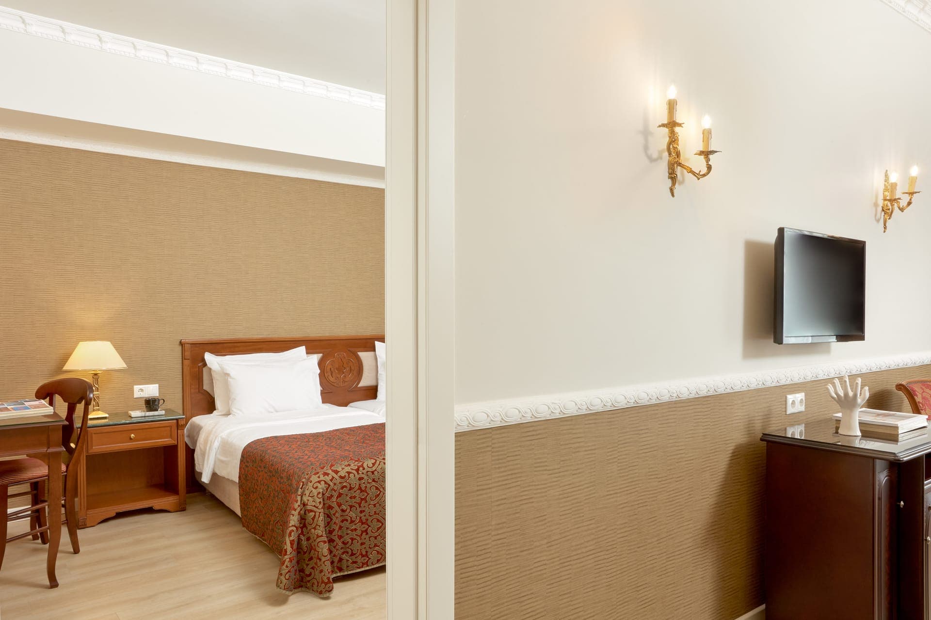 room-types-GRANDHOT-CLCONE-0.jpg