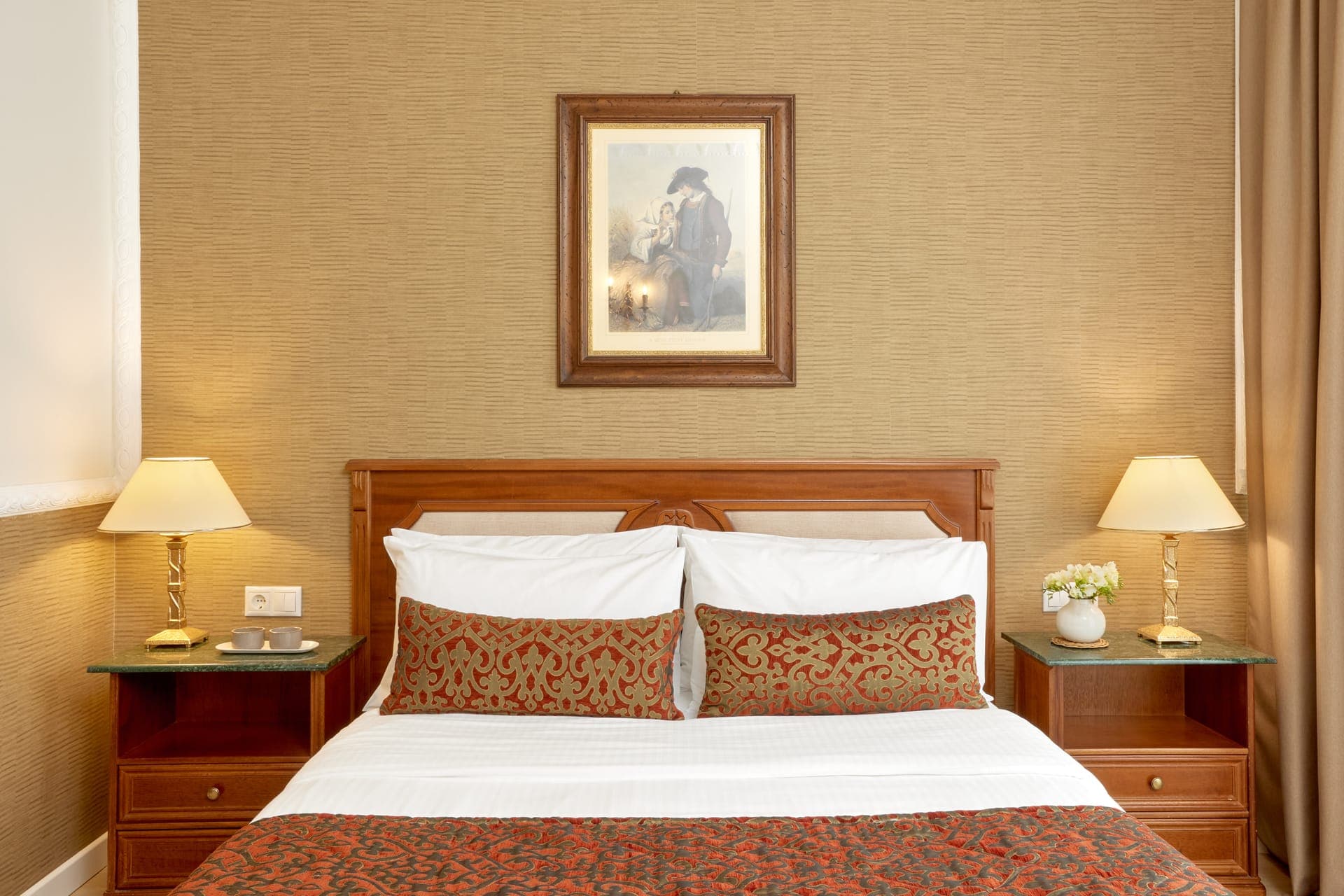 room-types-GRANDHOT-CLFAMS-0.jpg